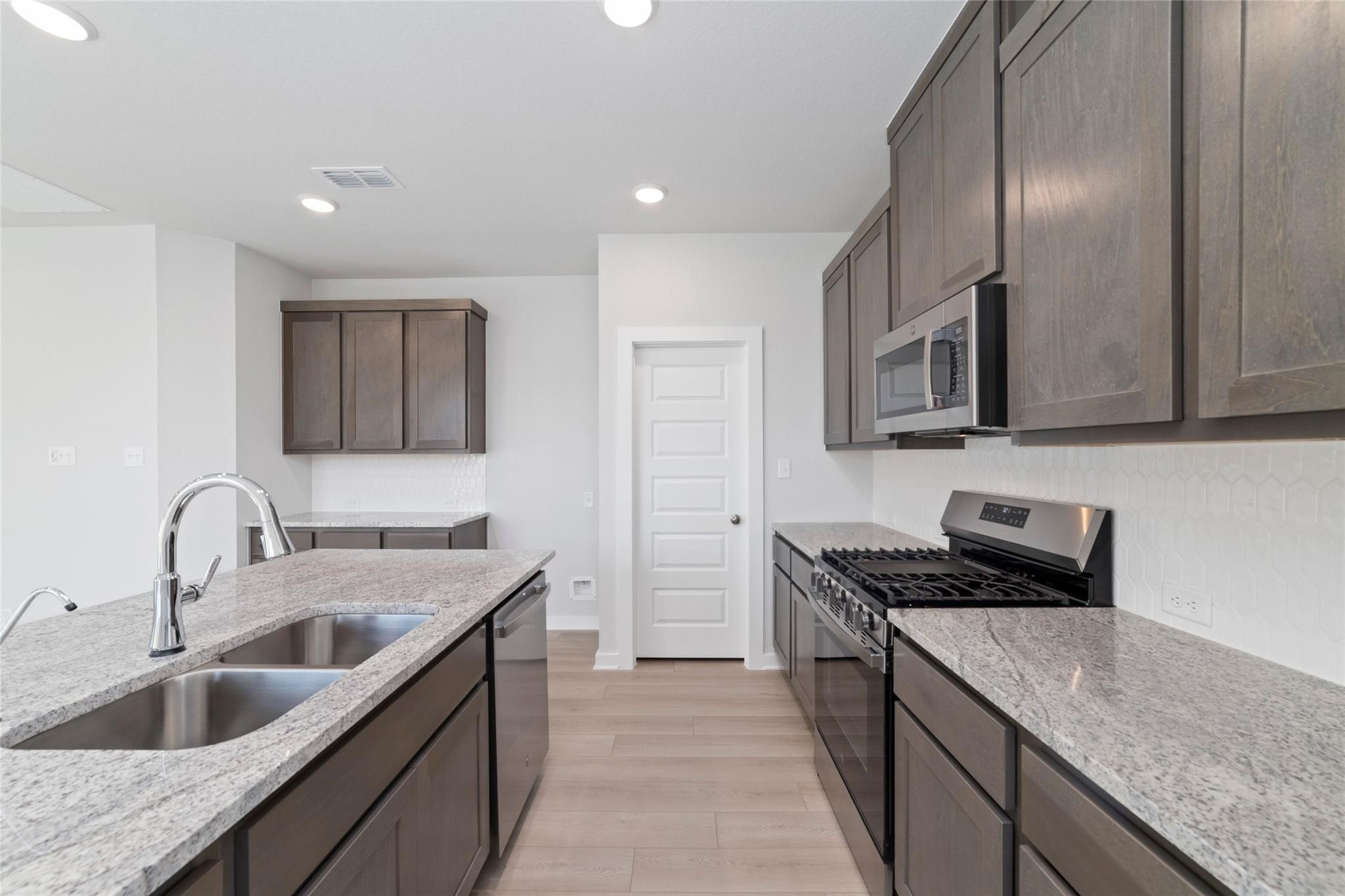 21614 White Bellflower Lane Property Photo 10