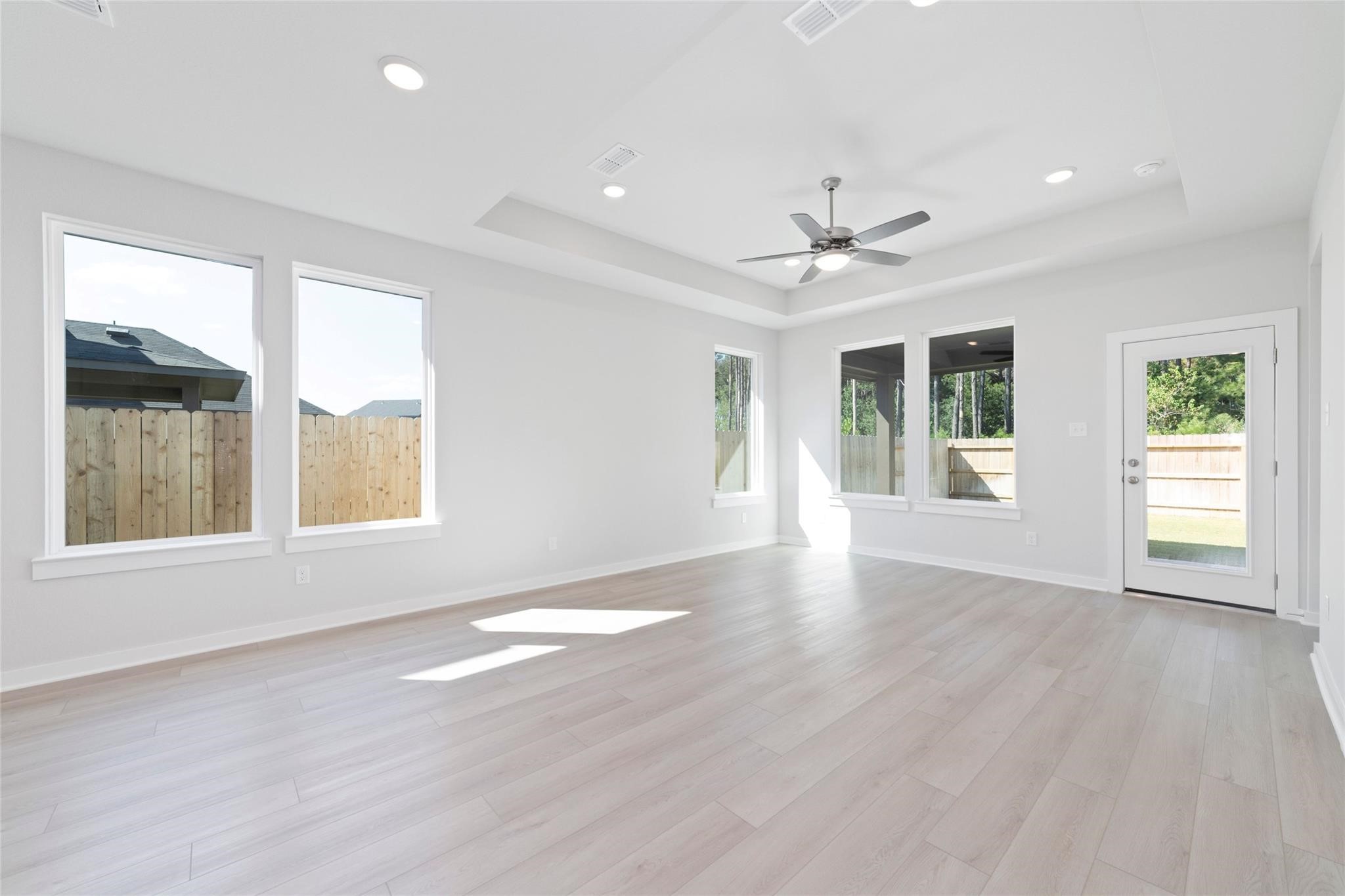 21614 White Bellflower Lane Property Photo 12