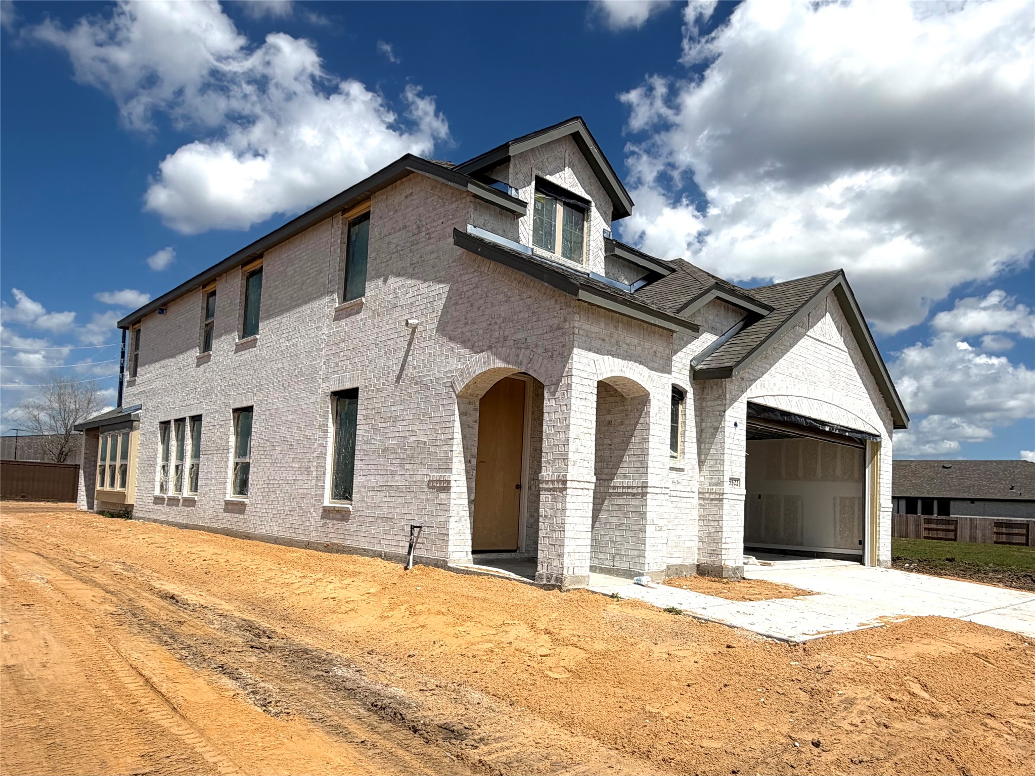 5522 Silk Petal Drive Property Photo 24