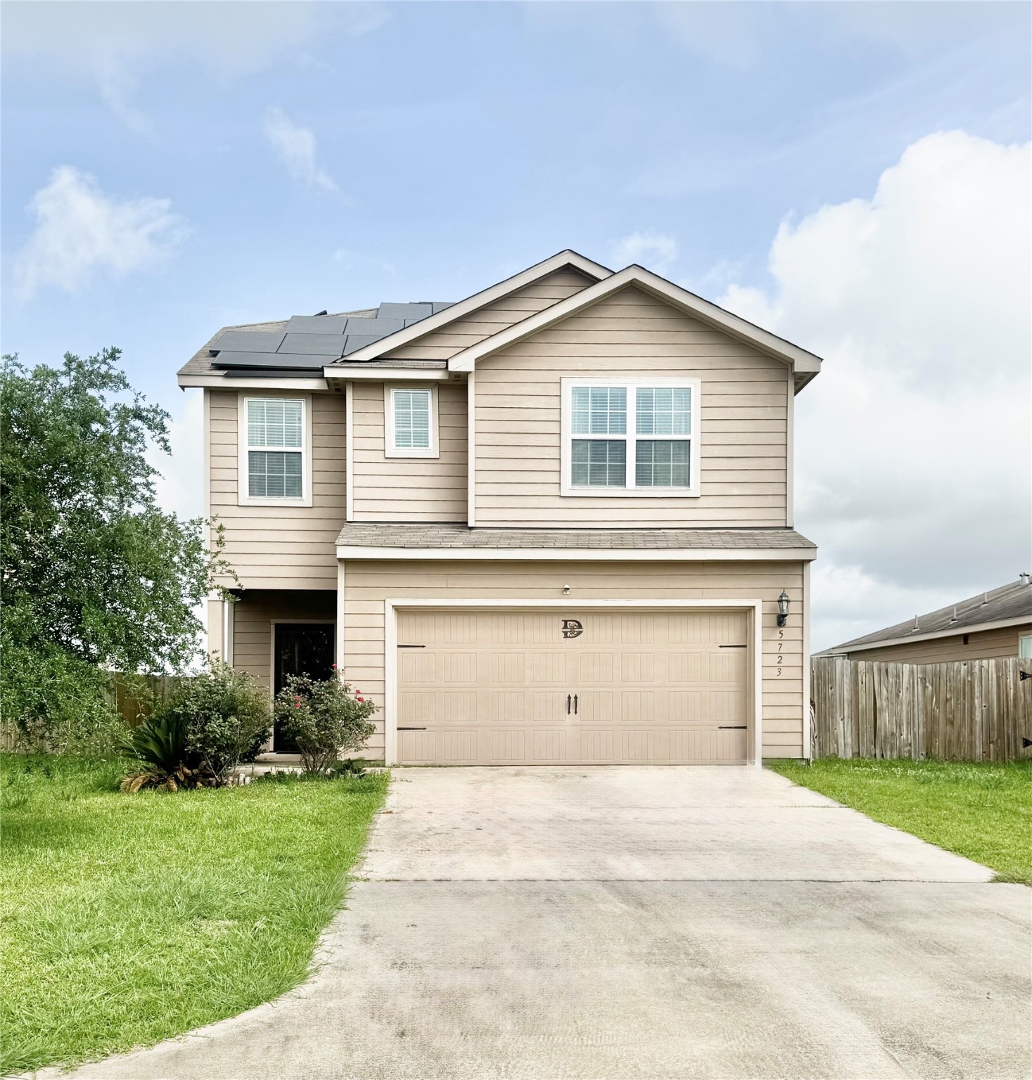 5723 Treasure Cove Road Property Photo