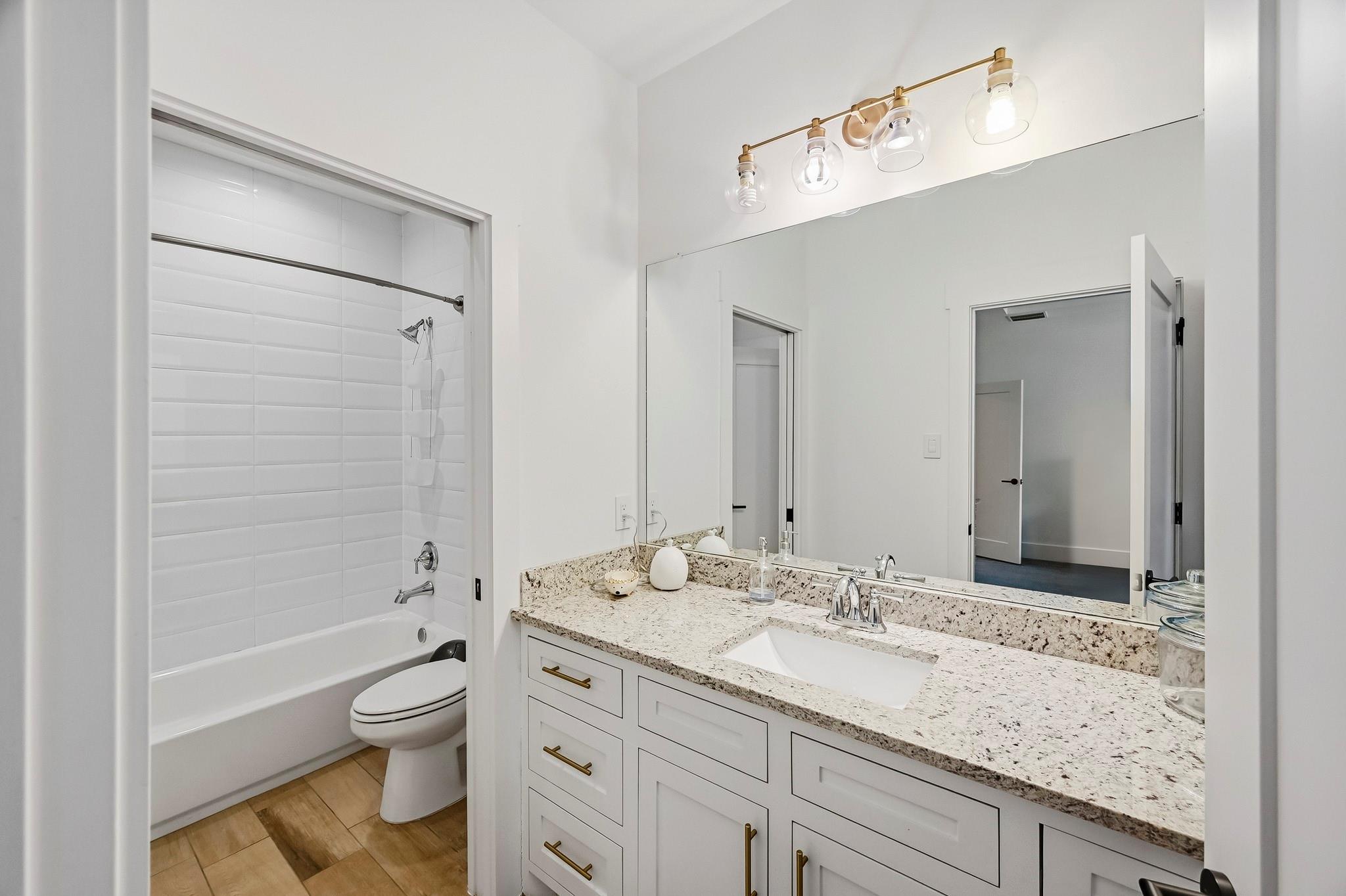 1554 Sue Barnett Drive, Houston Tx 77018 Property Photo 37