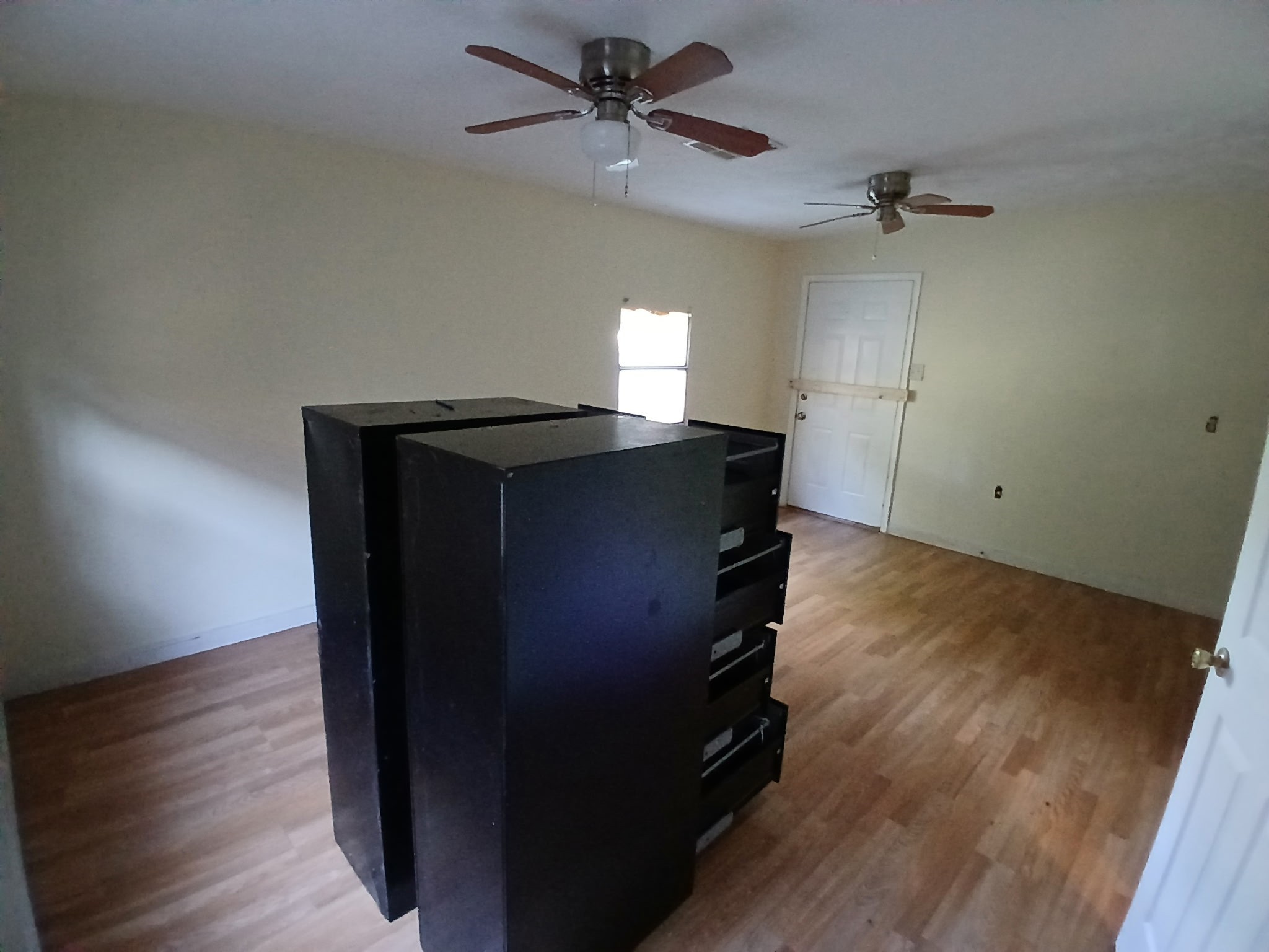 9402 Lomax Street Property Photo 7