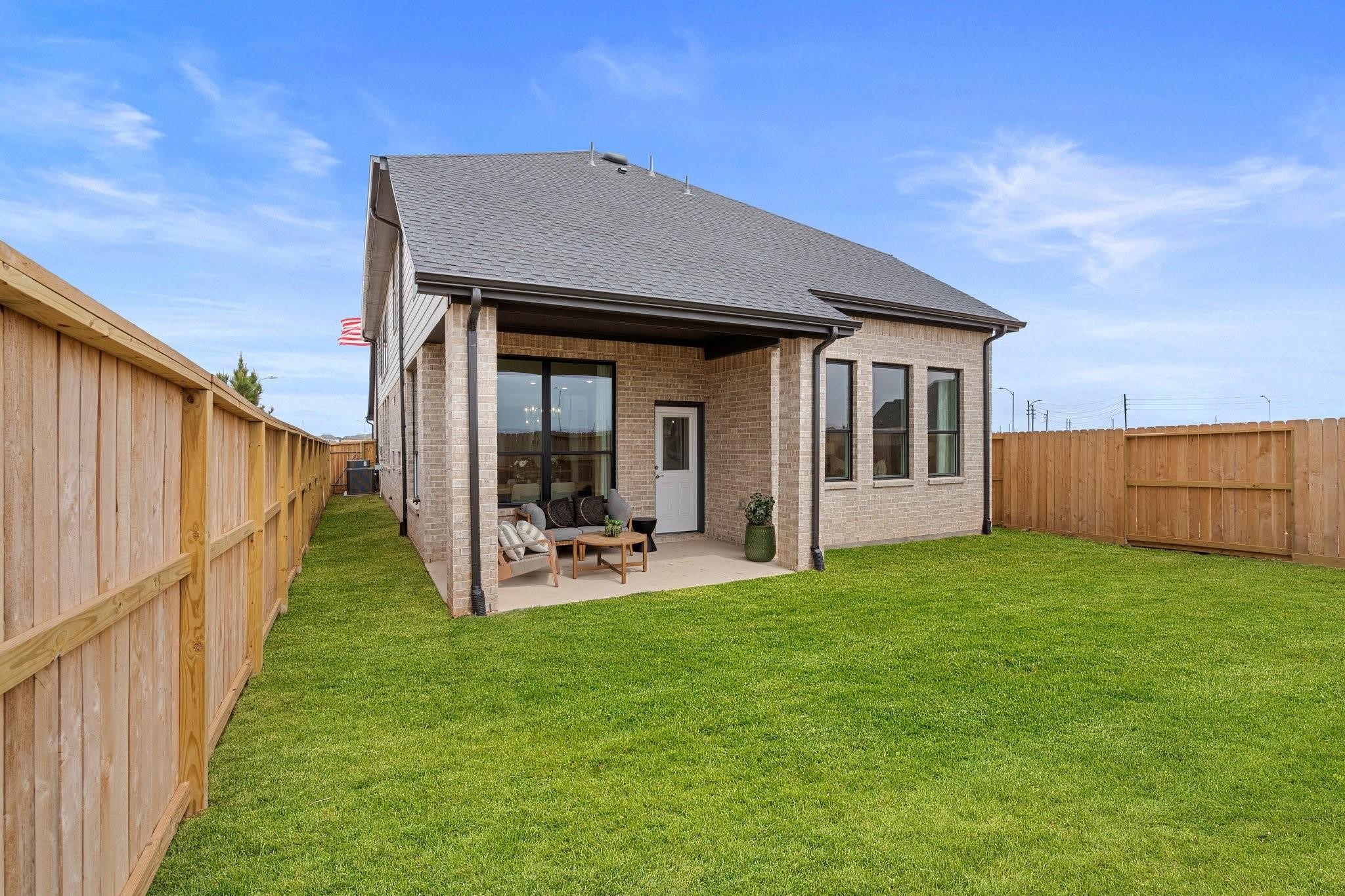 2907 Orange Leaf Drive Property Photo 27