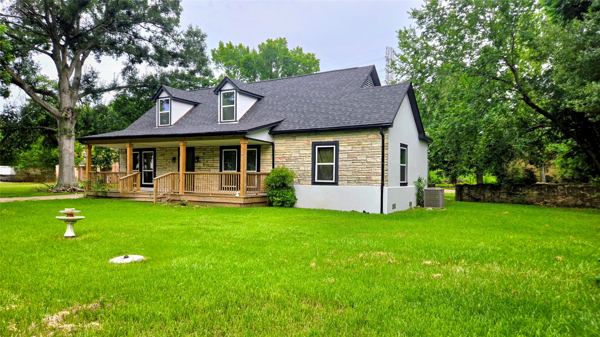 7130 Brace Street Property Photo 1