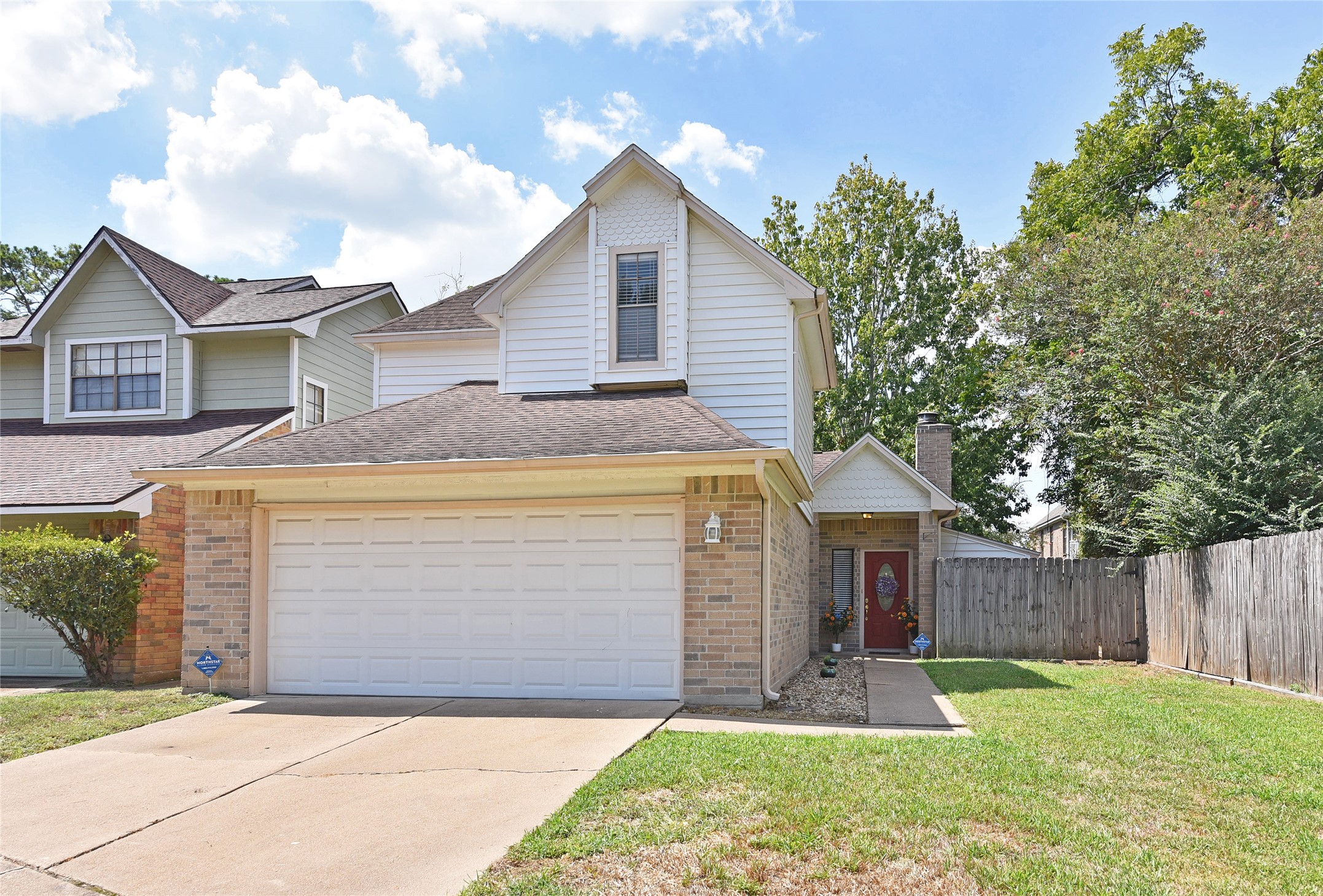 8409 Bayou Pine Court Property Photo 1