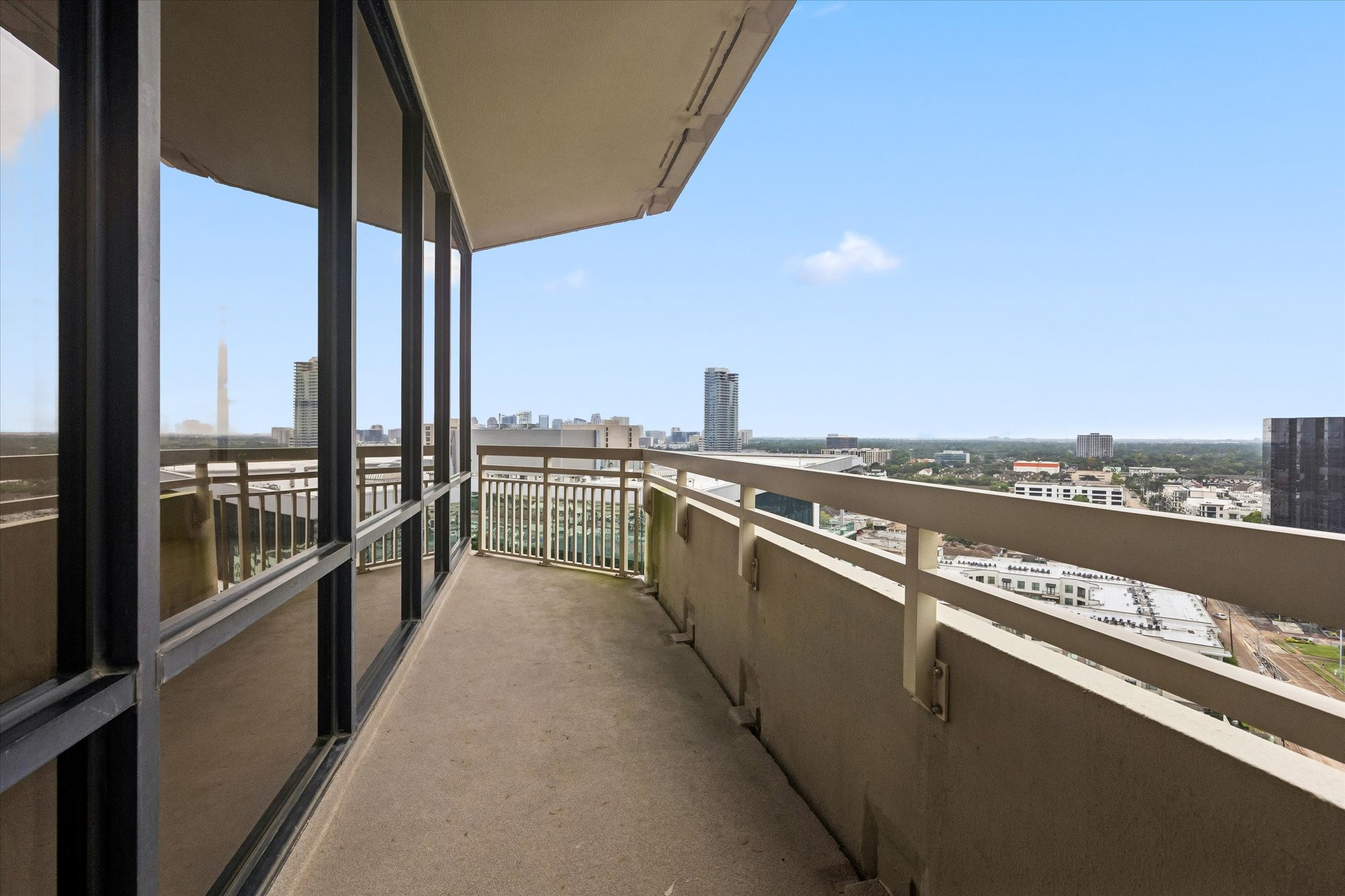 14 Greenway Plaza 19r Property Photo 29