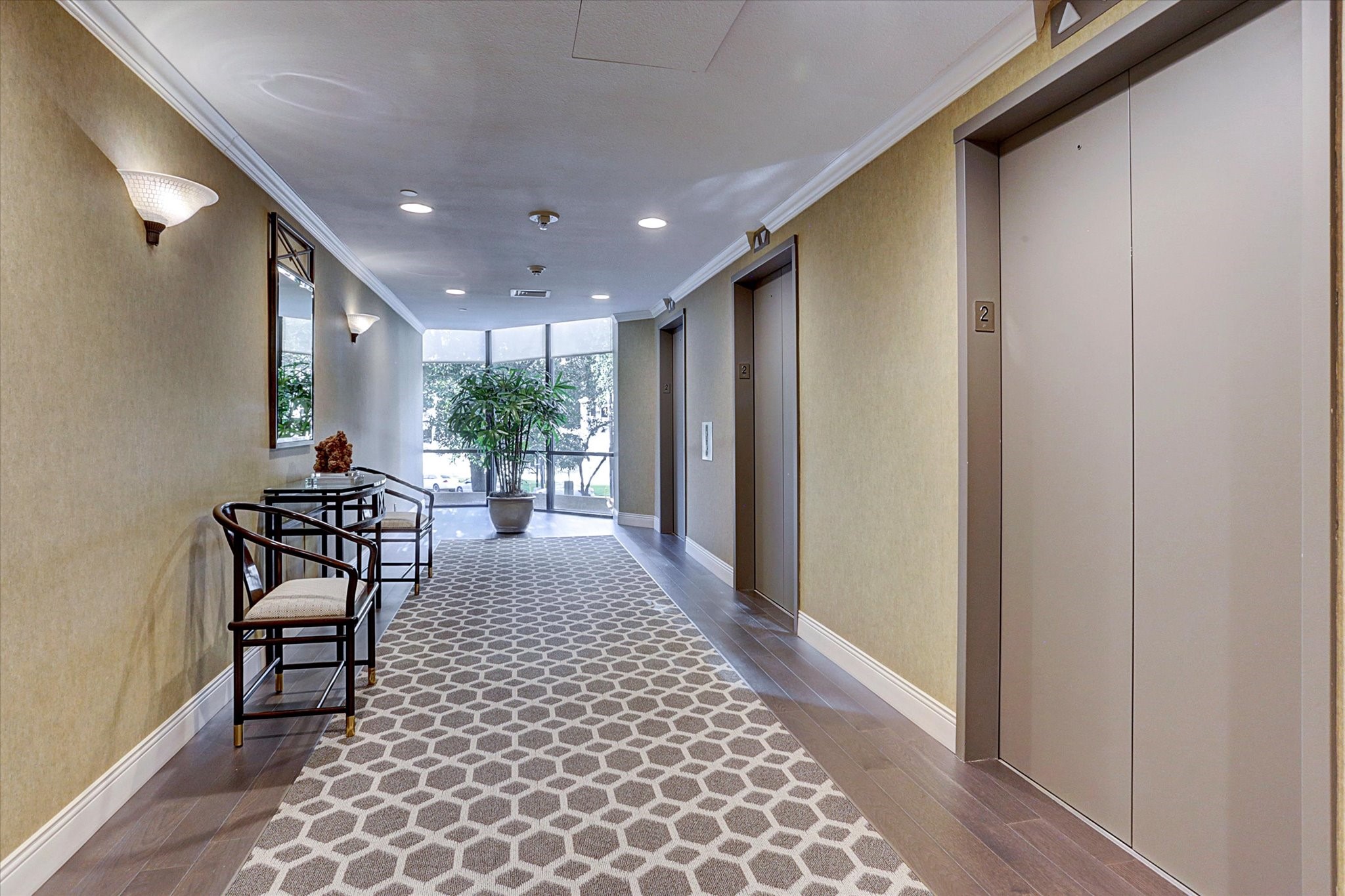14 Greenway Plaza 19r Property Photo 35