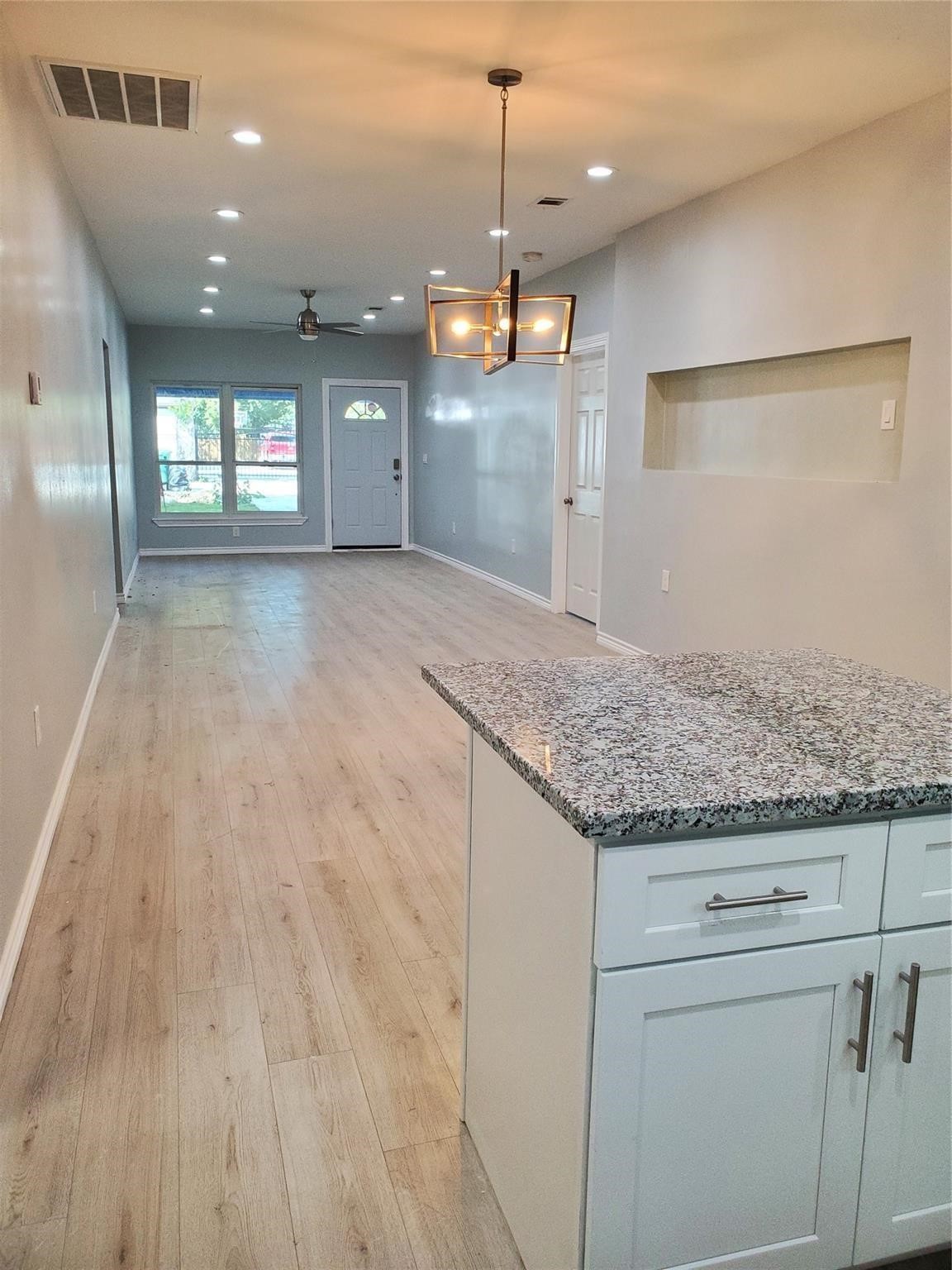 6815 Sidney Property Photo 7