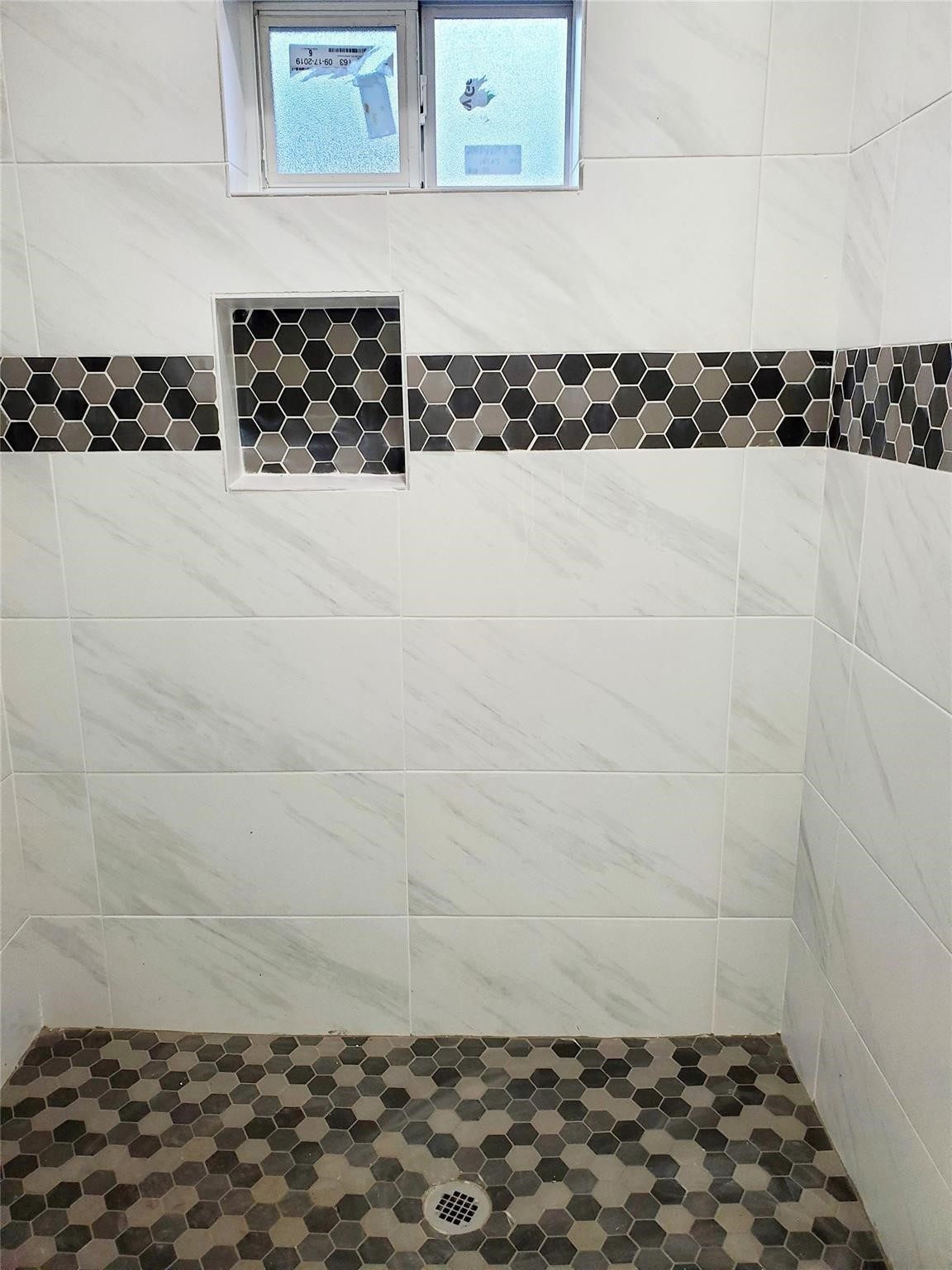 6815 Sidney Property Photo 14