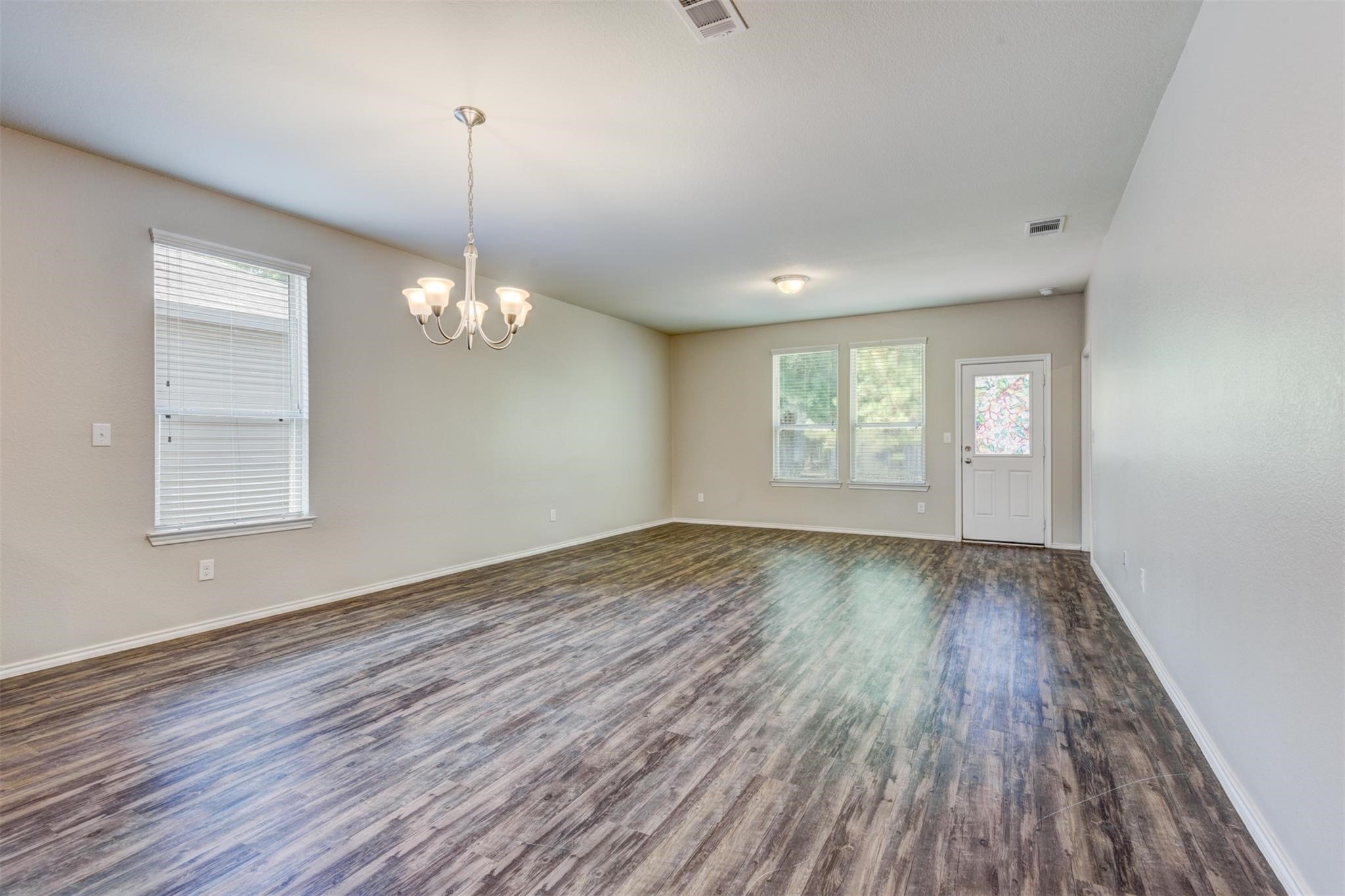 4344 Roaring Timber Drive Property Photo 5