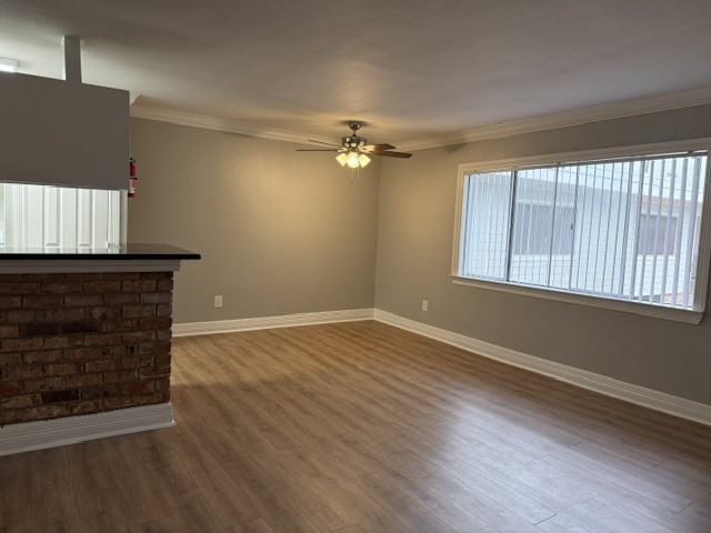 2011 Marshall Street 12 Property Photo 10