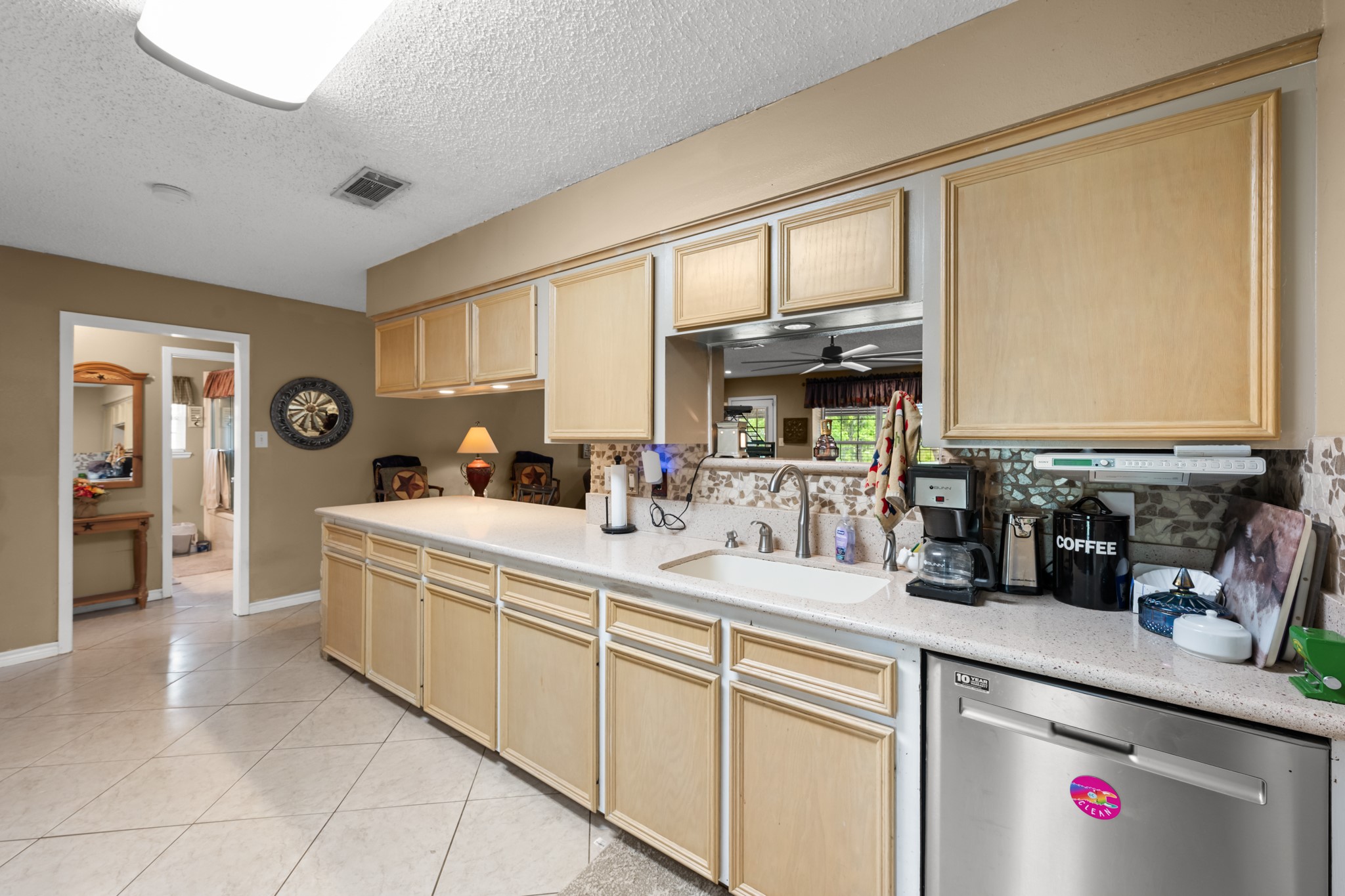 15602 Fir Road Property Photo 9