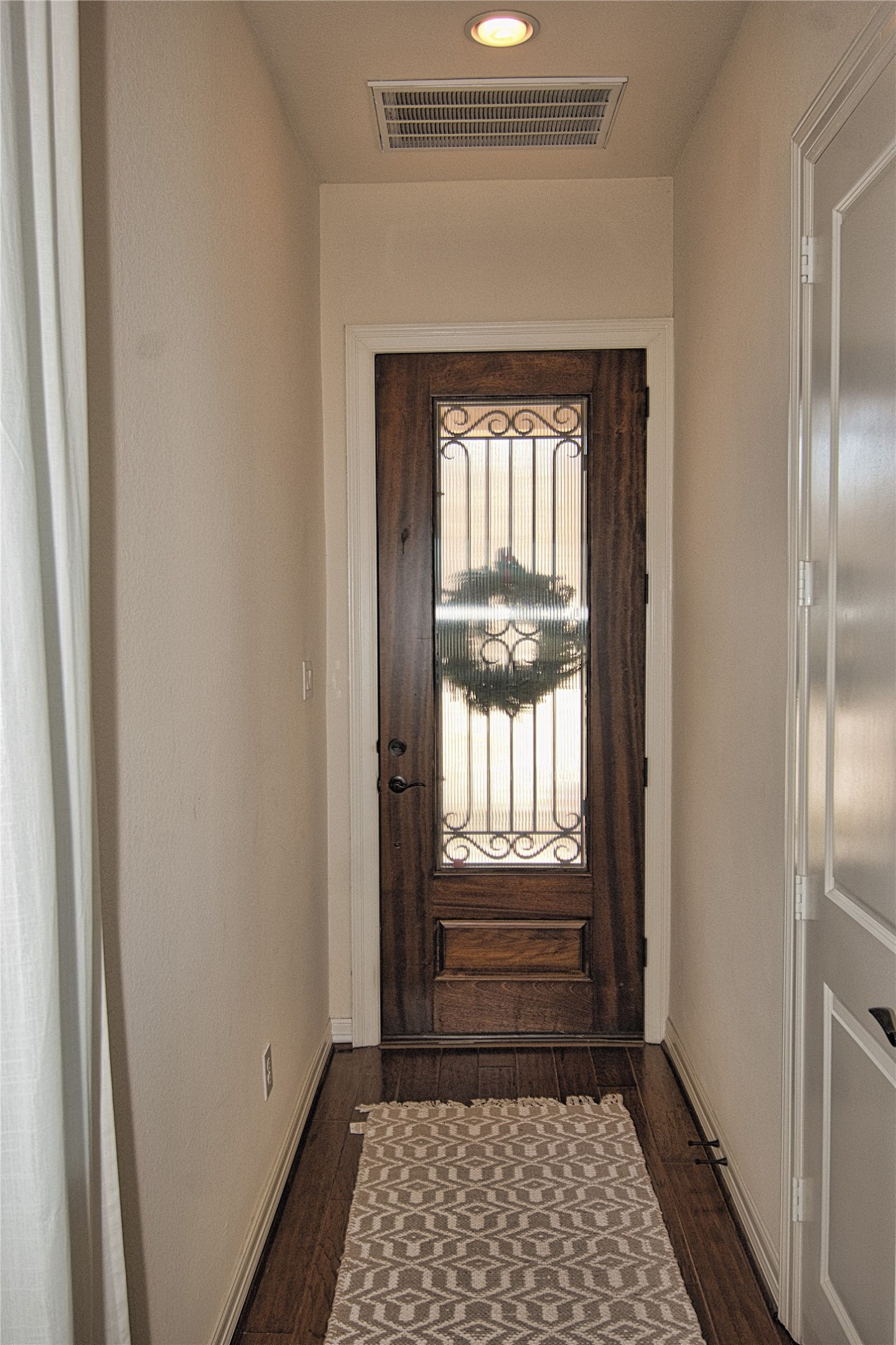 4132 Boardwalk Boulevard Property Photo 5