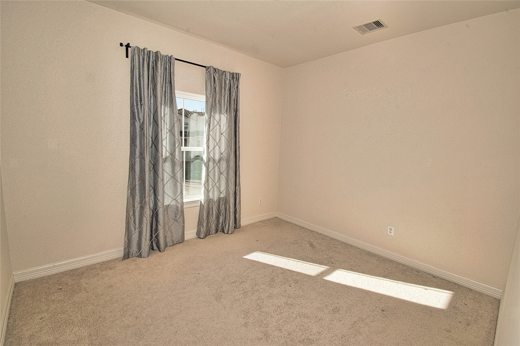 4132 Boardwalk Boulevard Property Photo 14