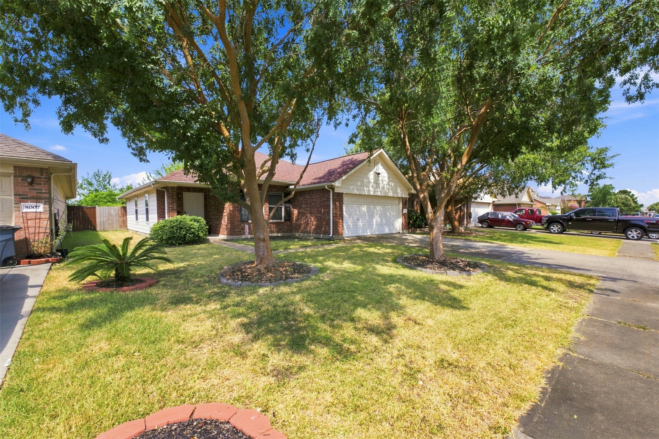 8011 Ginger Park Drive Property Photo 19
