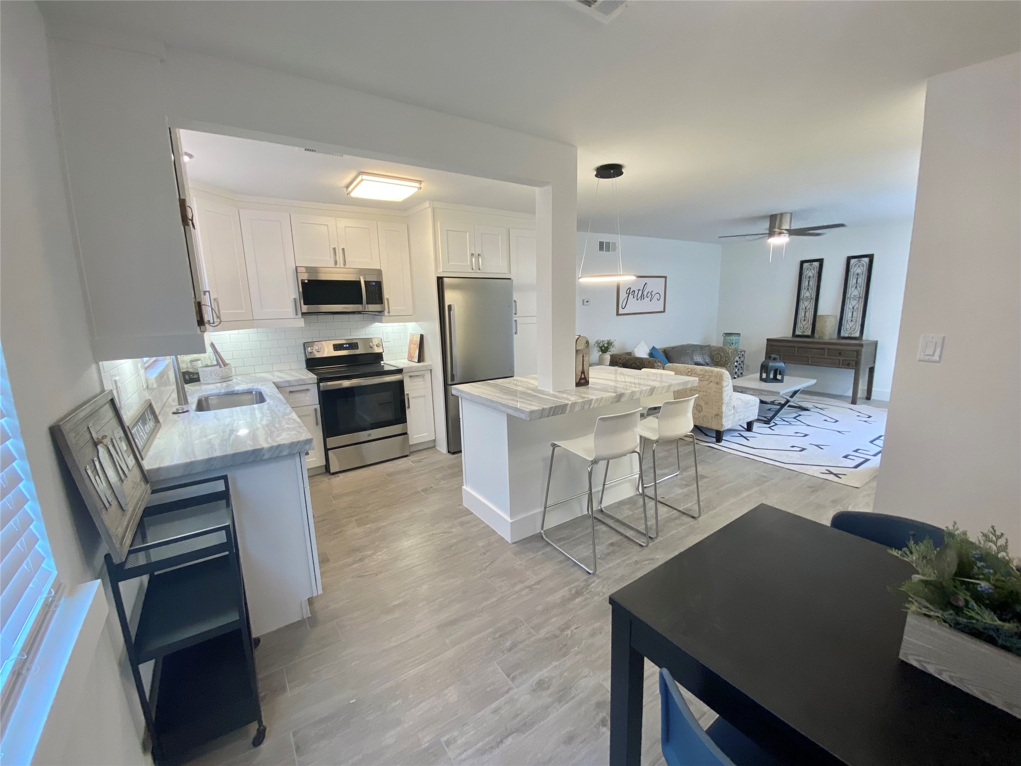 1801 Huldy St Street D5 Property Photo 2