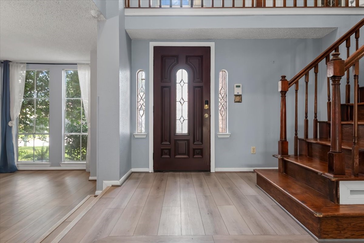 13022 Hollow Brook Drive Property Photo 3