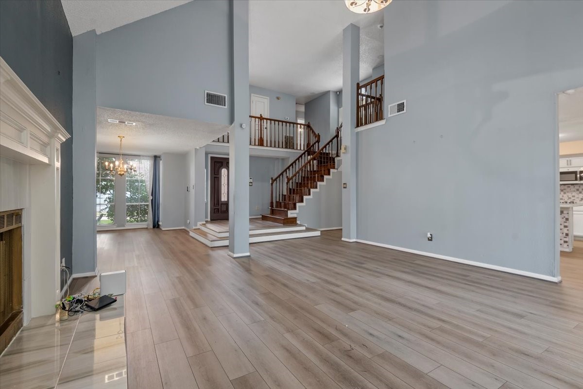 13022 Hollow Brook Drive Property Photo 9