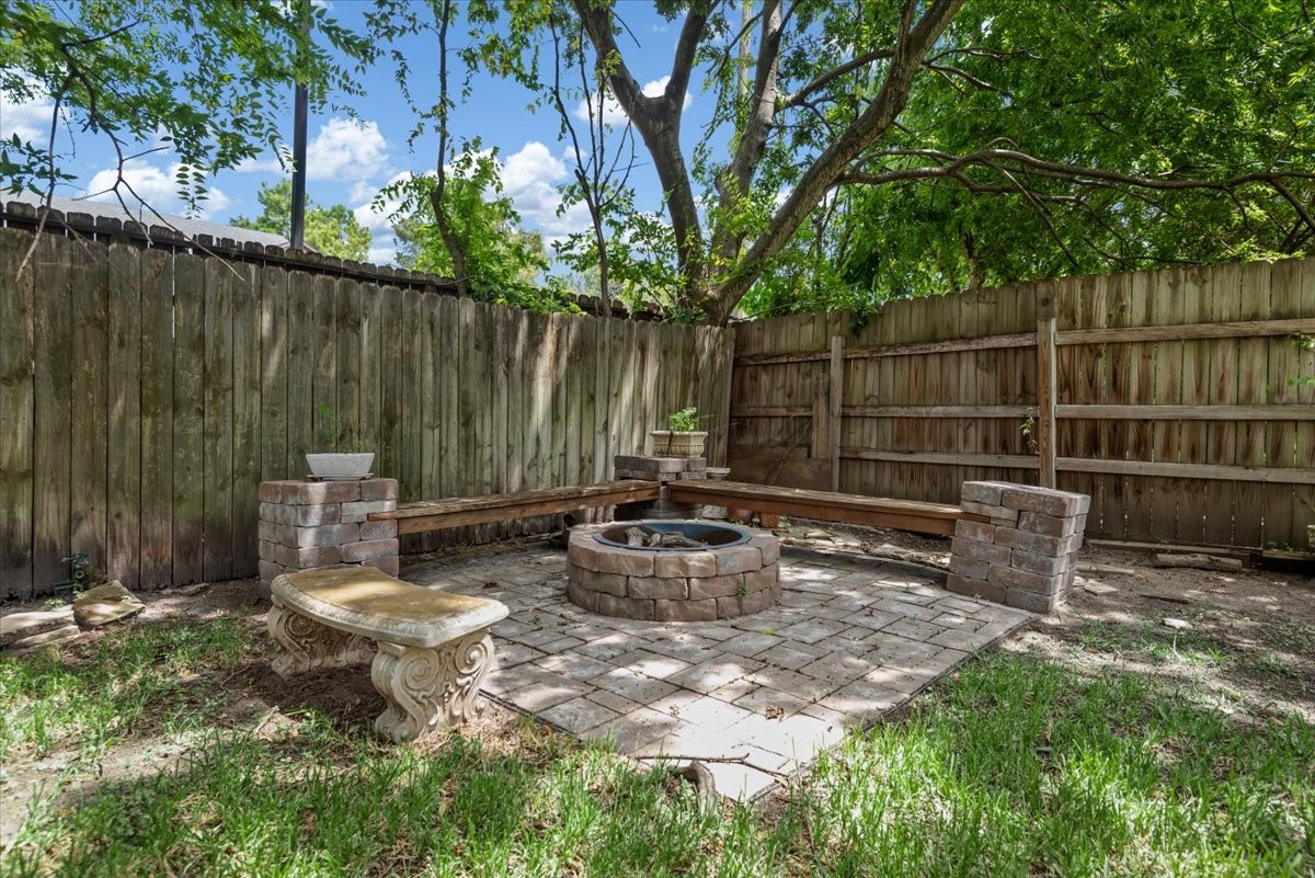 13022 Hollow Brook Drive Property Photo 29