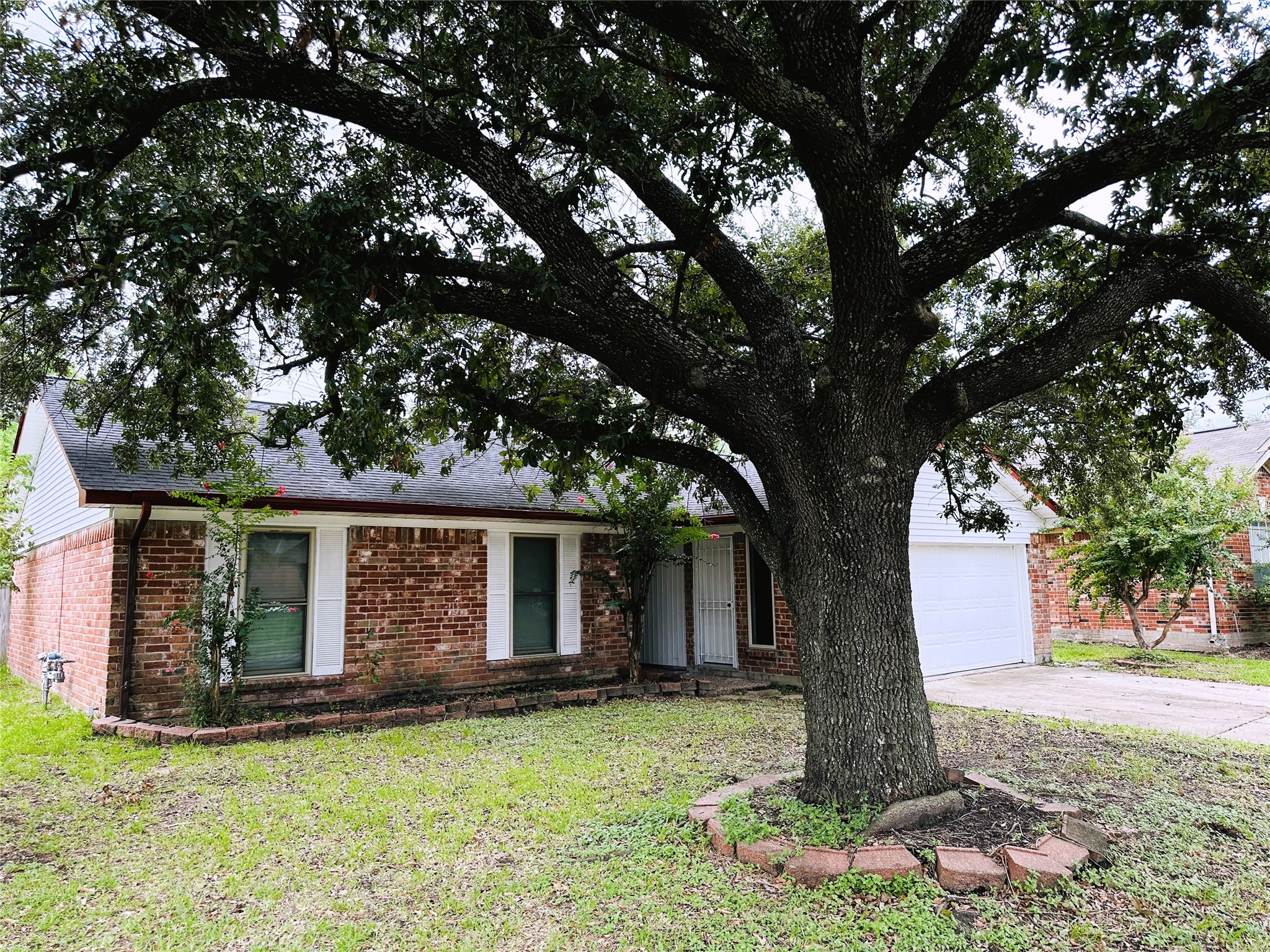 15006 Grassington Drive Property Photo 19