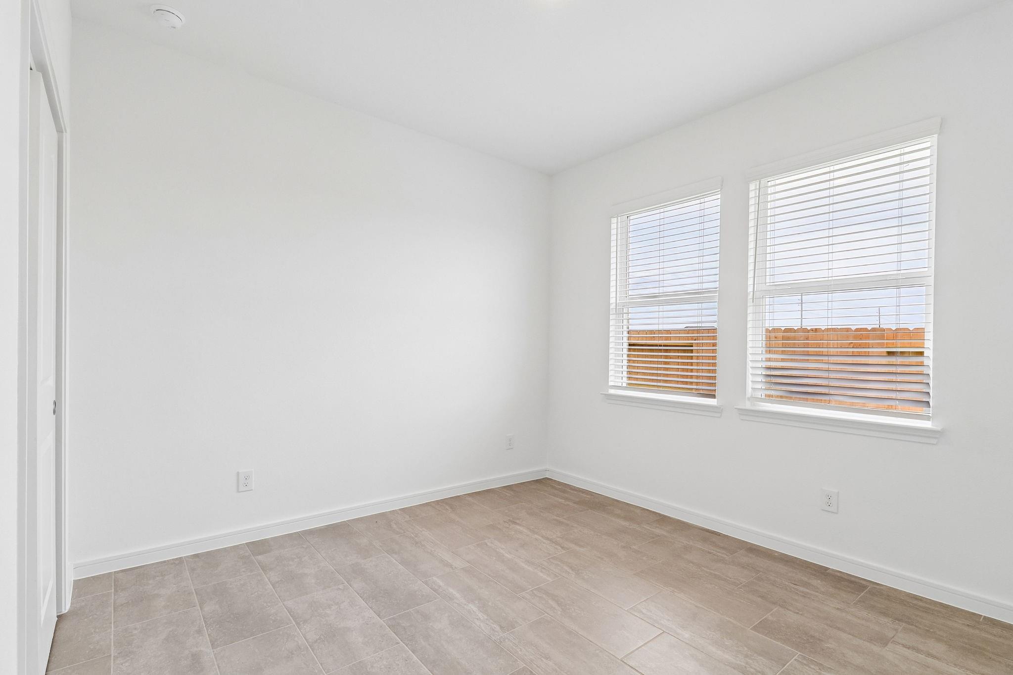 11822 Old Fashion Circle Property Photo 17