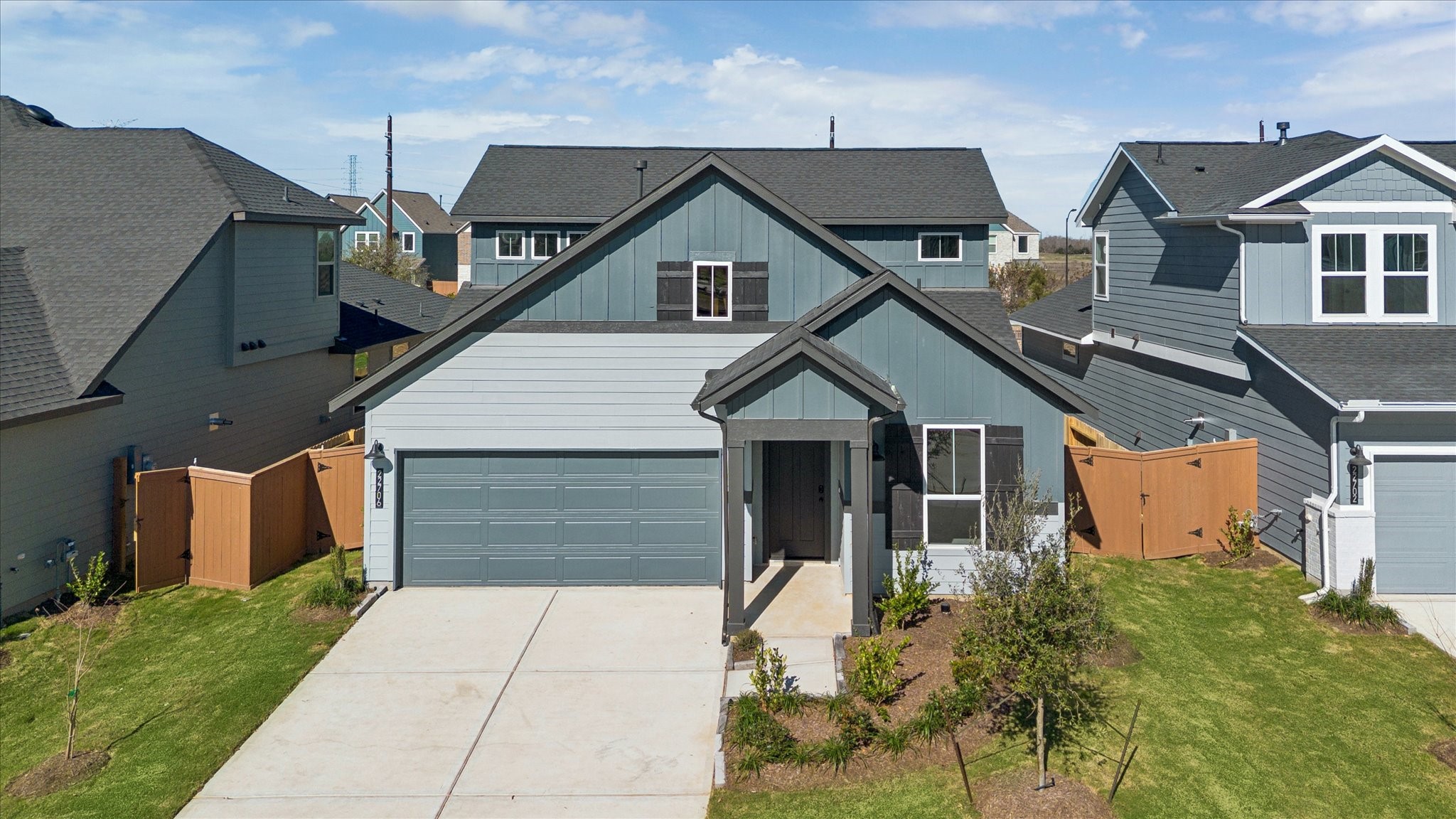 22706 Norcrest Hills Drive Property Photo 2