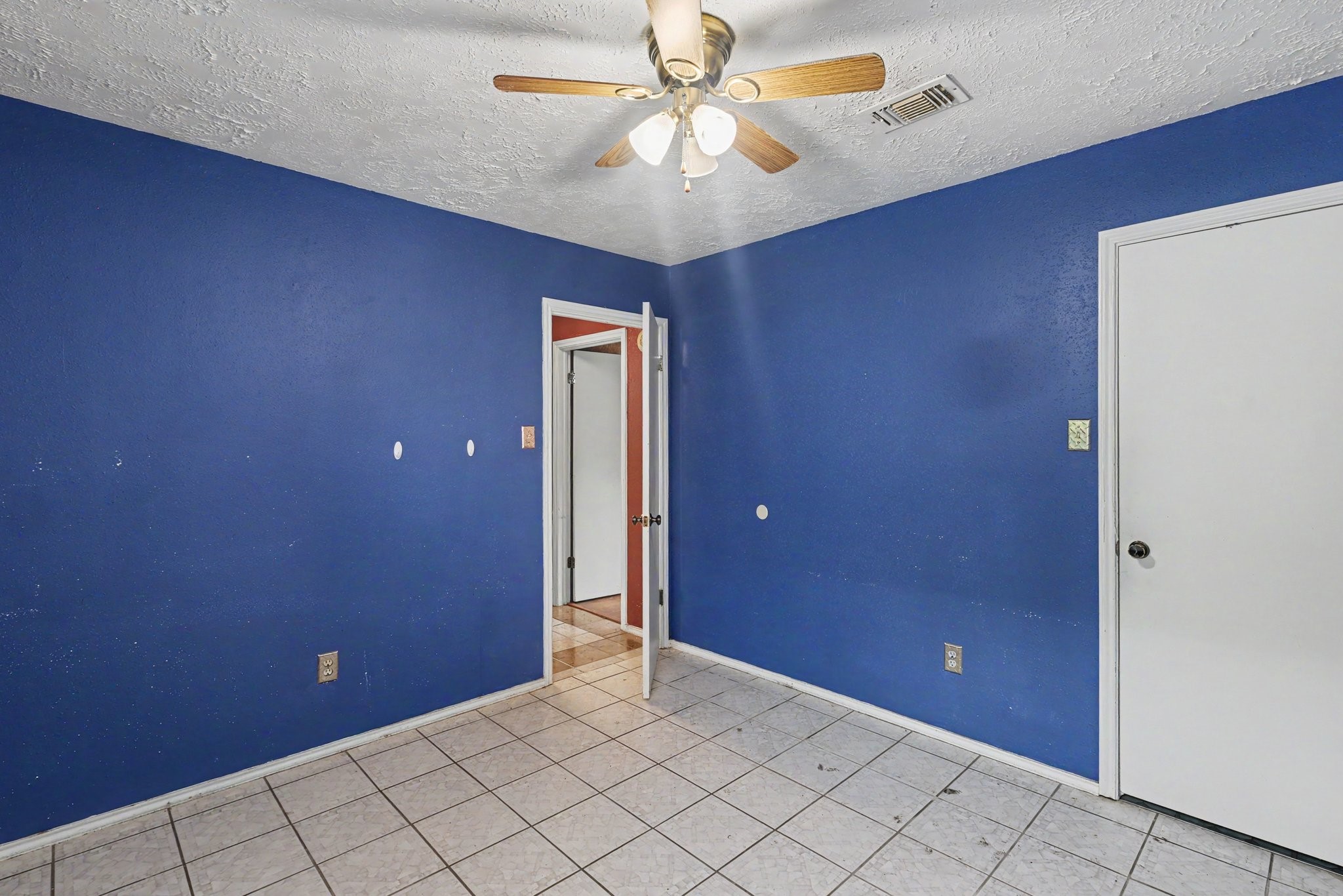 22122 Meadowhill Drive Property Photo 21