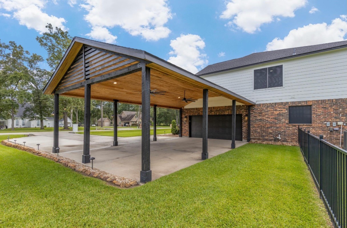 26807 Eagles Landing Property Photo 4