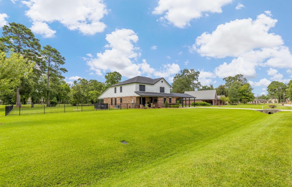 26807 Eagles Landing Property Photo 6
