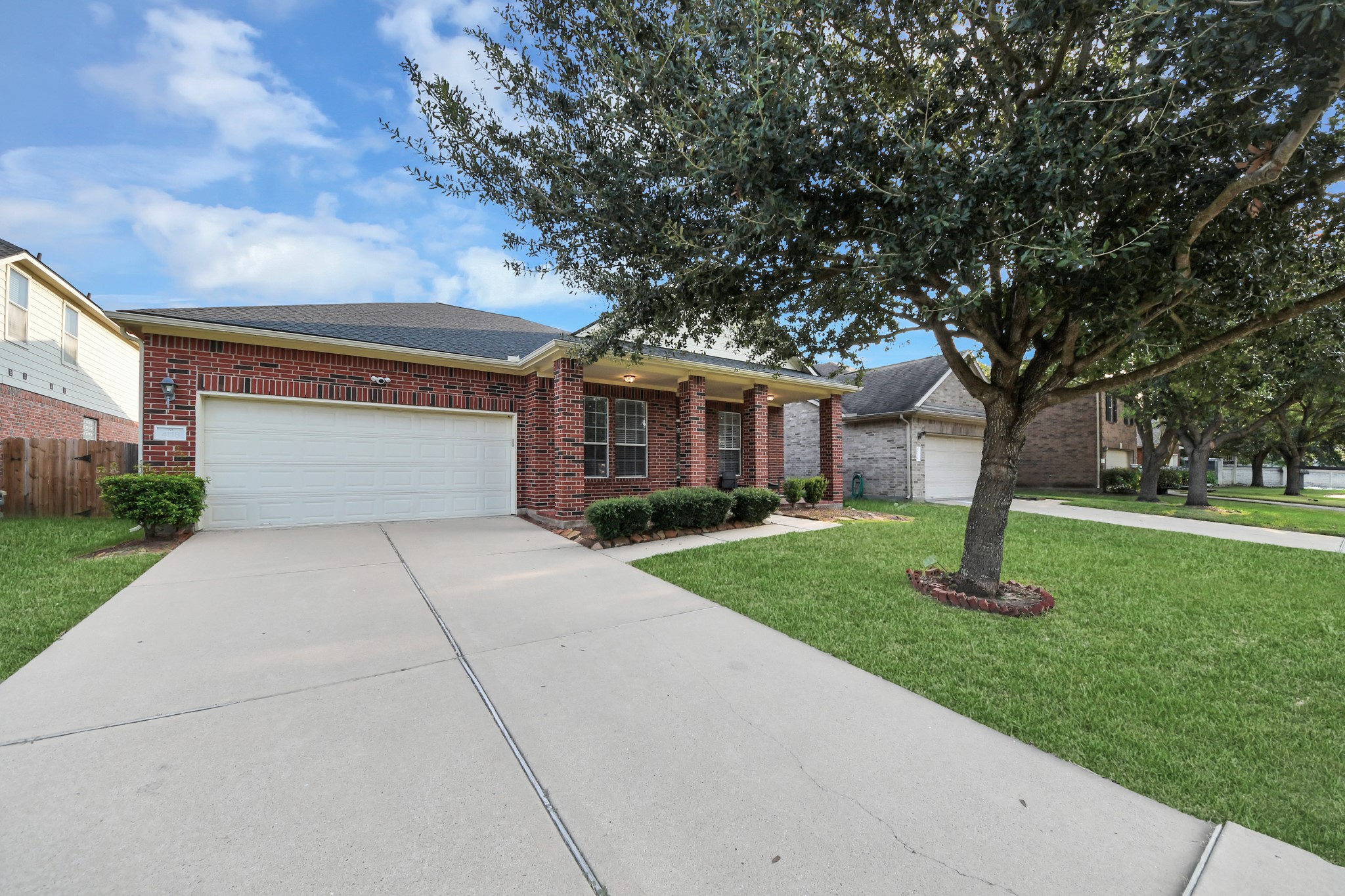 4118 Ferro Street Property Photo 4
