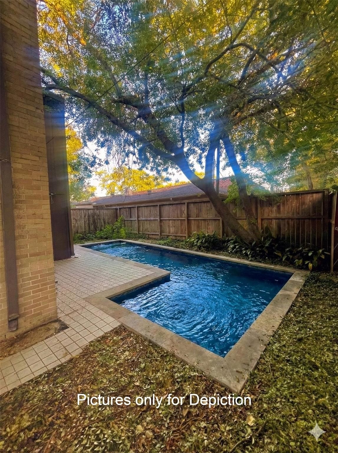 4560 Bellaire Boulevard Property Photo 5