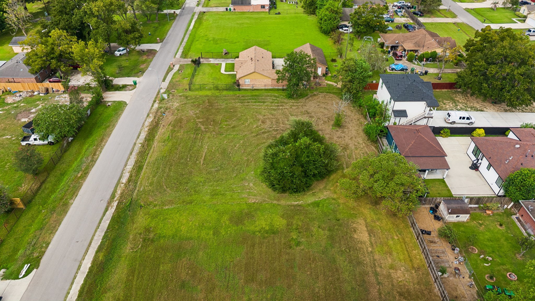 2830 Rigel Road Property Photo 2