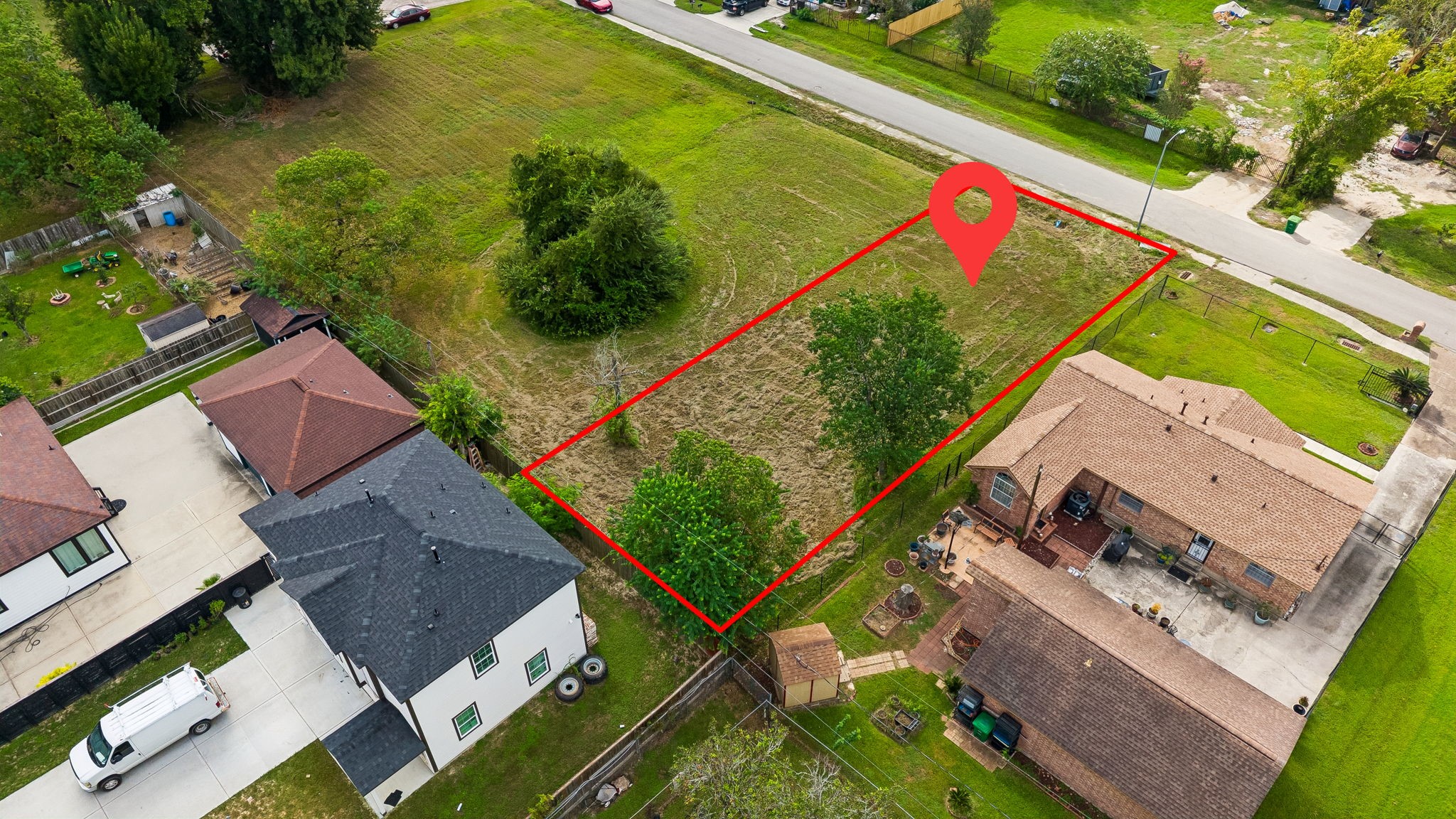 2830 Rigel Road Property Photo 4