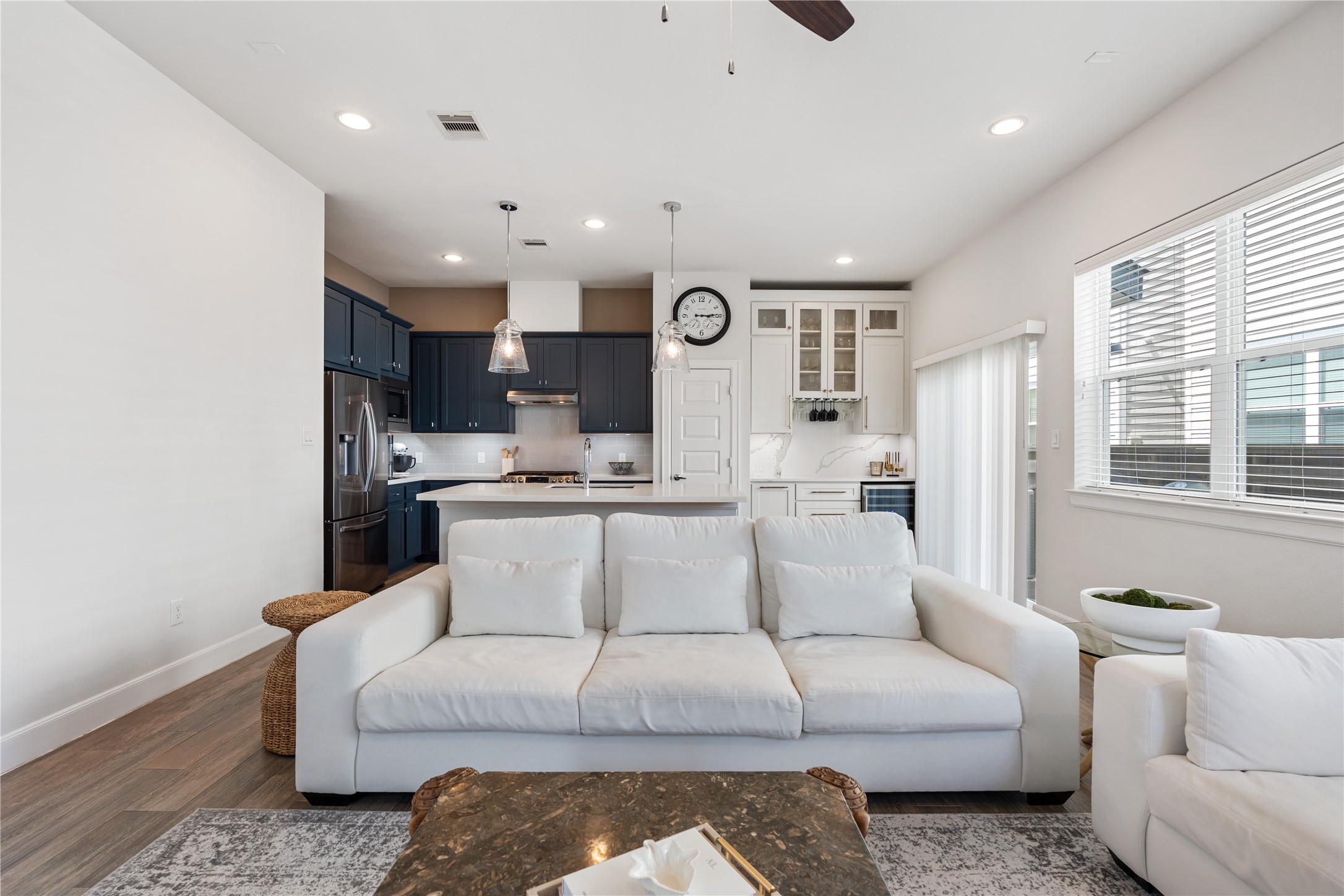 629 Press Street Property Photo 6