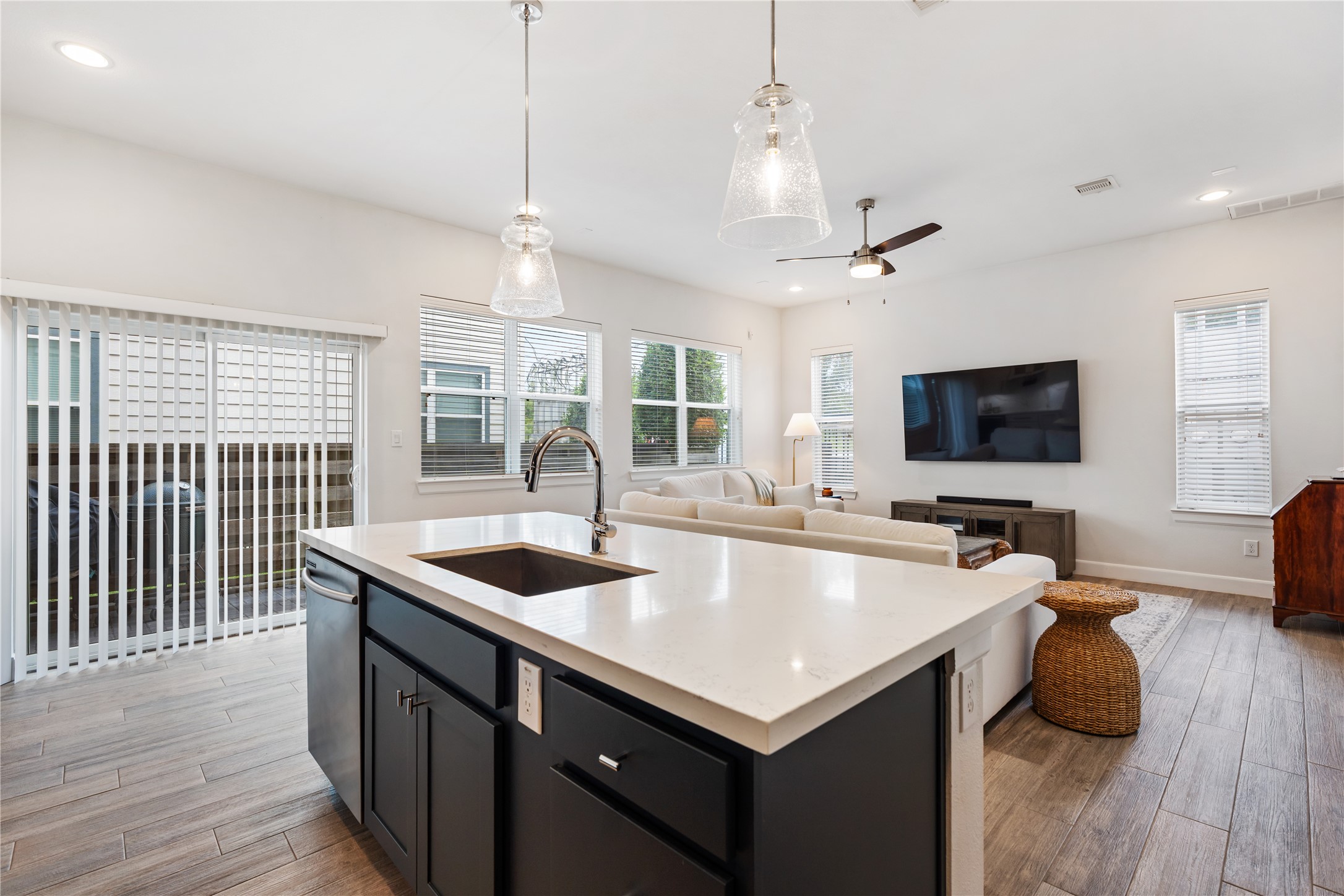 629 Press Street Property Photo 10