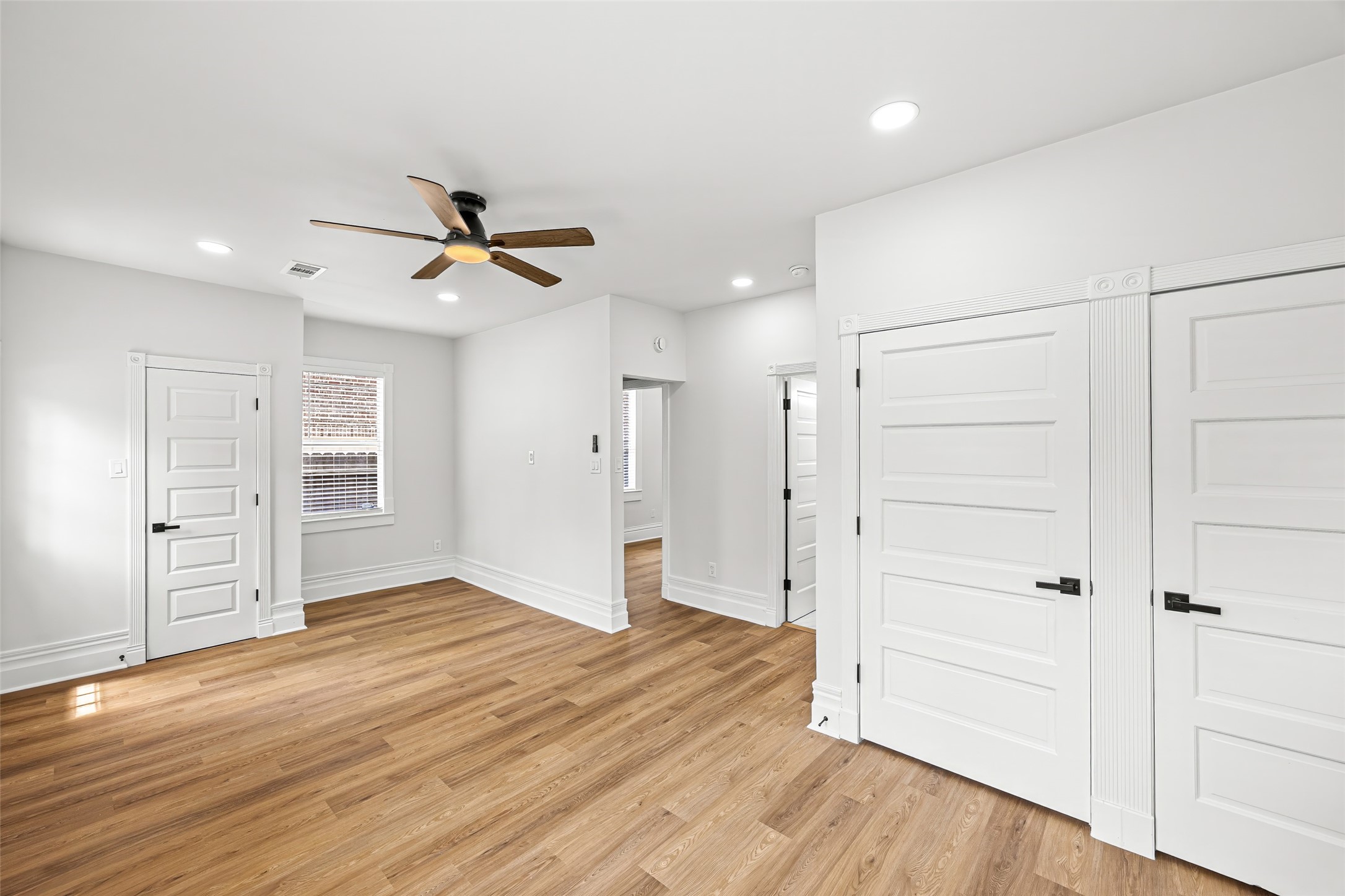 1705 Ovid Street Property Photo 20