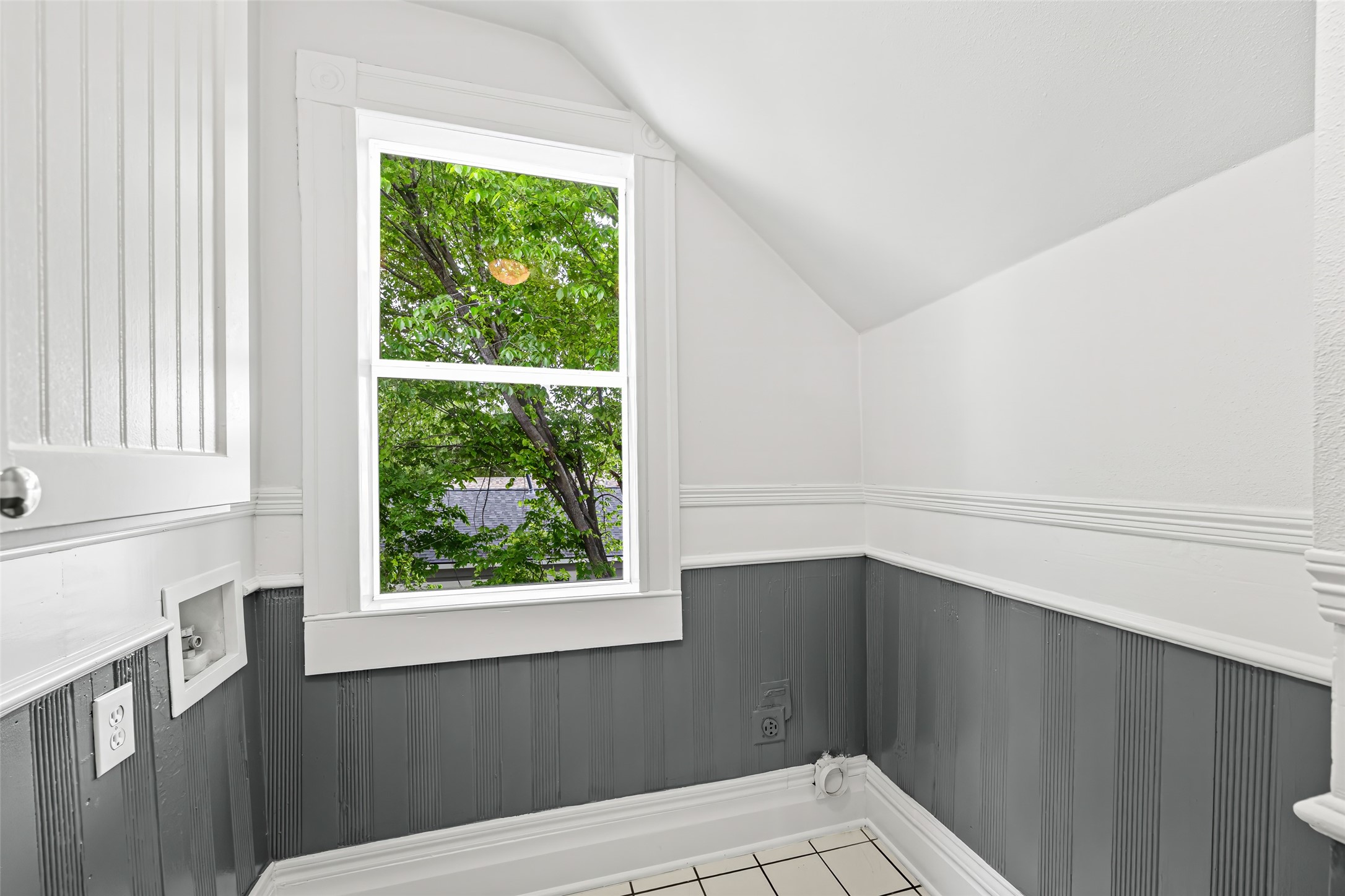 1705 Ovid Street Property Photo 28