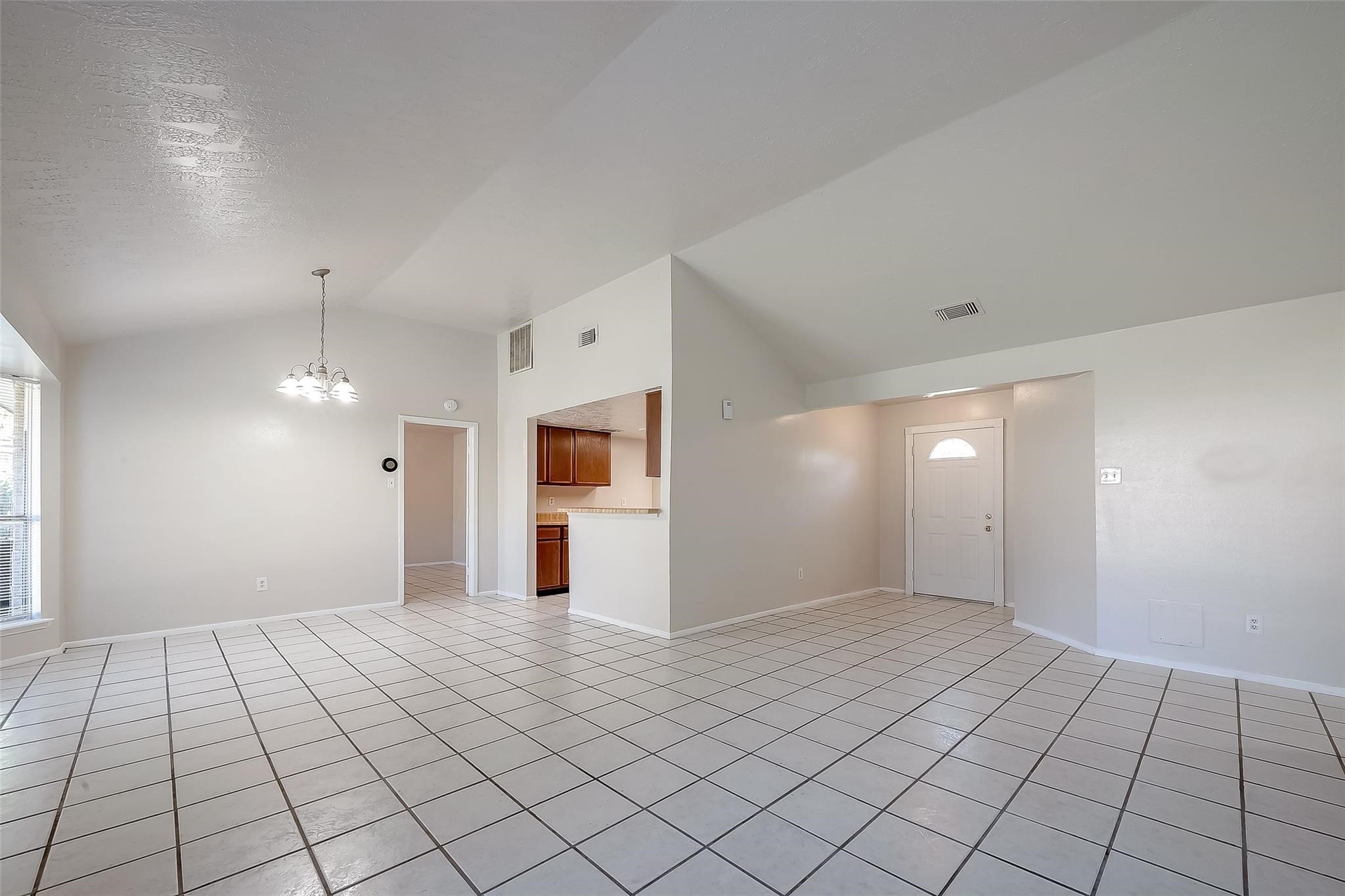 7615 Wovenwood Lane Property Photo 7
