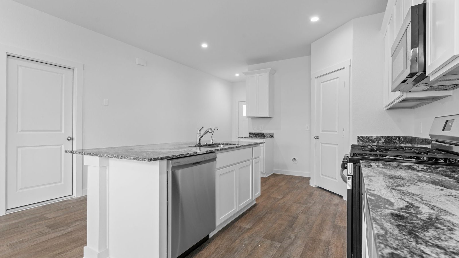 1602 Portorosso Drive Property Photo 13