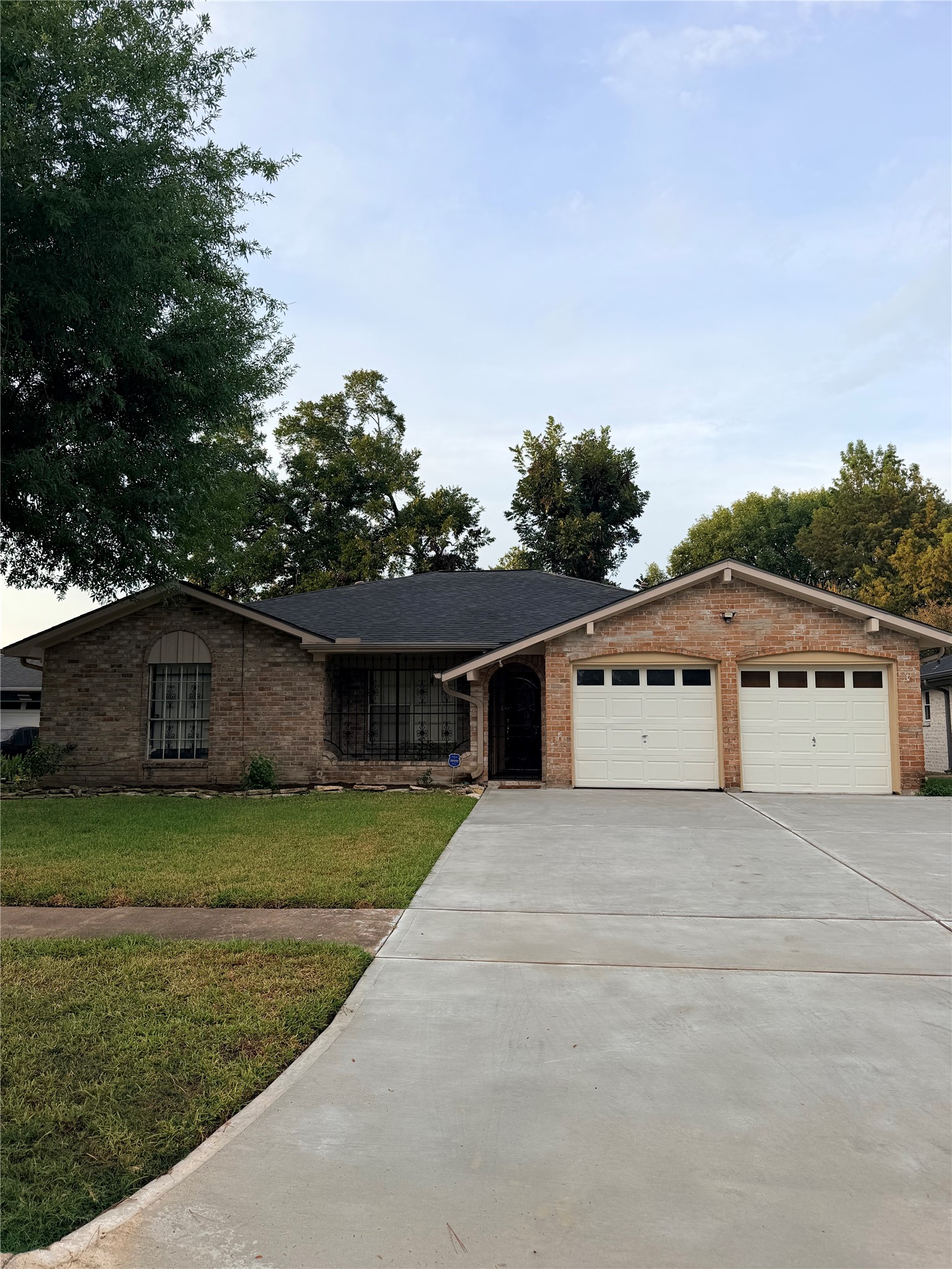 11406 Hornbrook Drive Property Photo 1