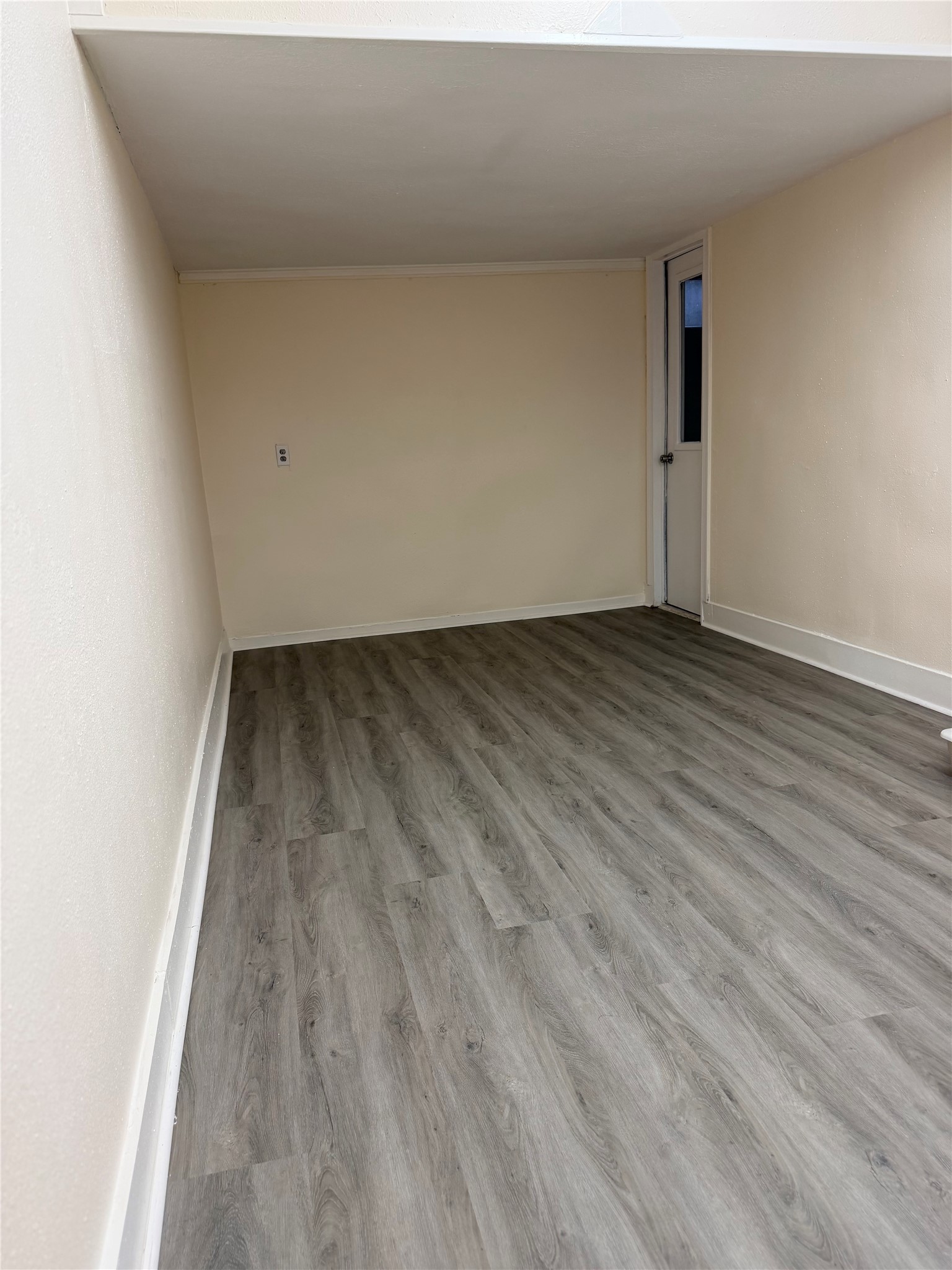 11406 Hornbrook Drive Property Photo 12