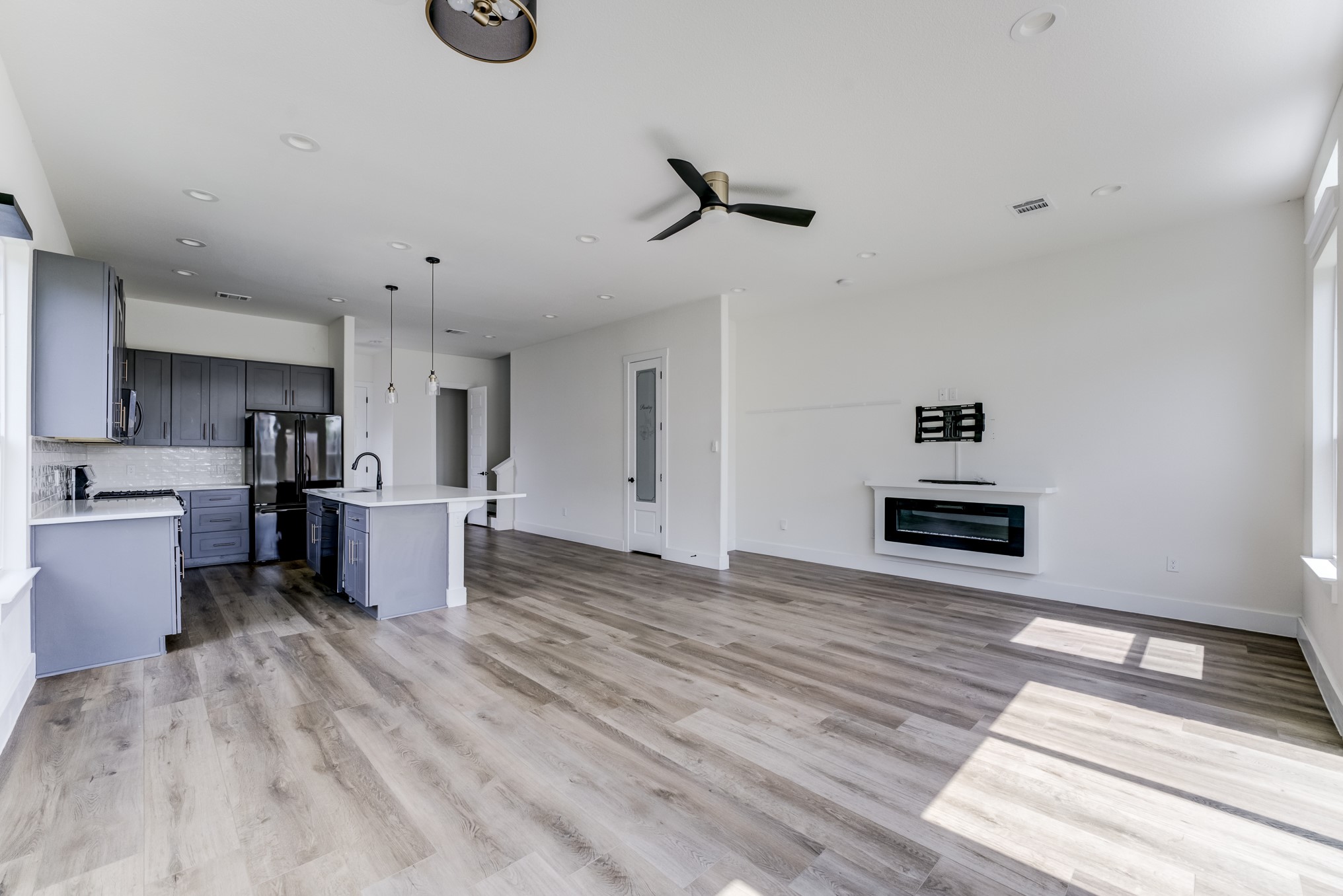 7117 Tierwester Street Property Photo 19