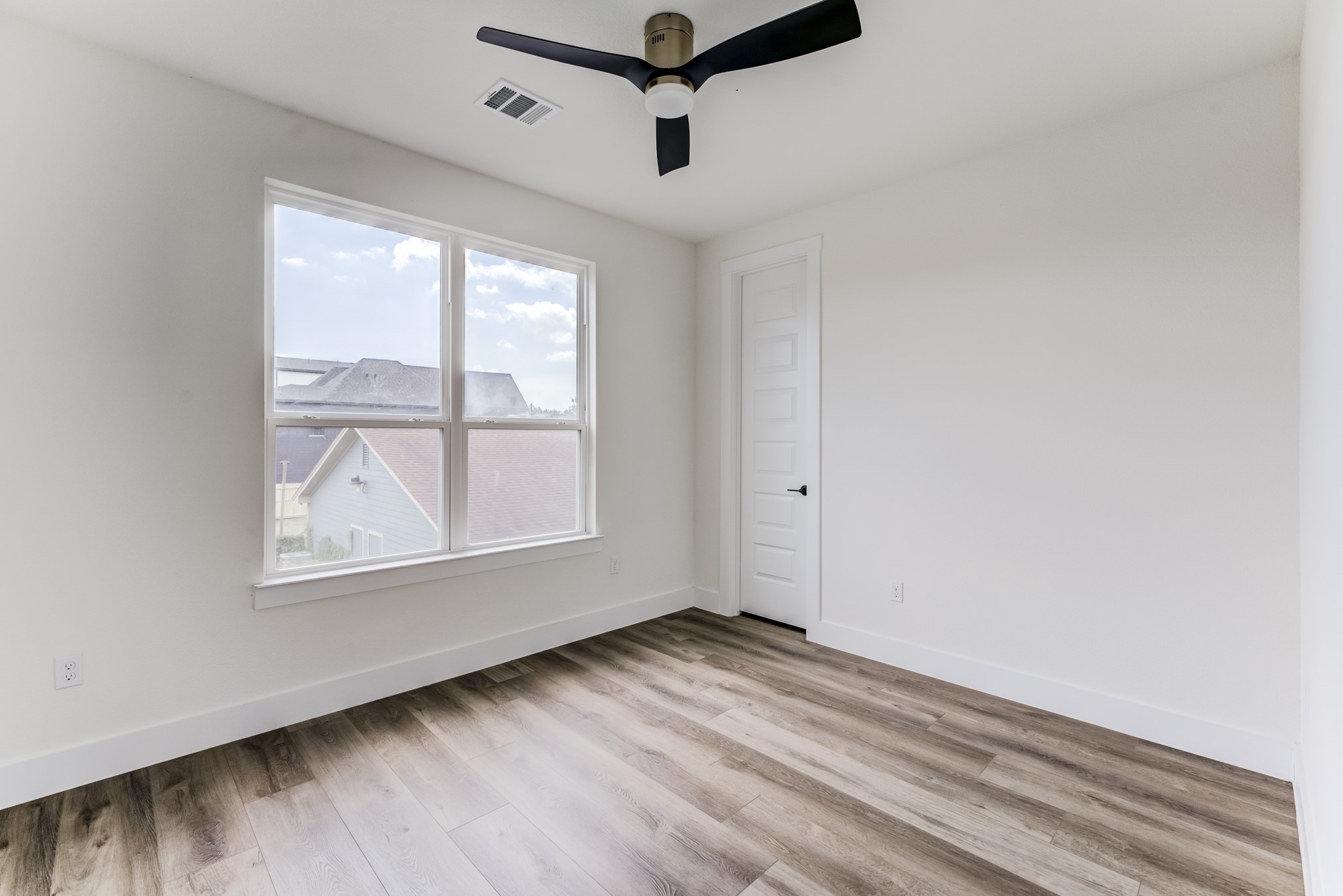 7117 Tierwester Street Property Photo 39