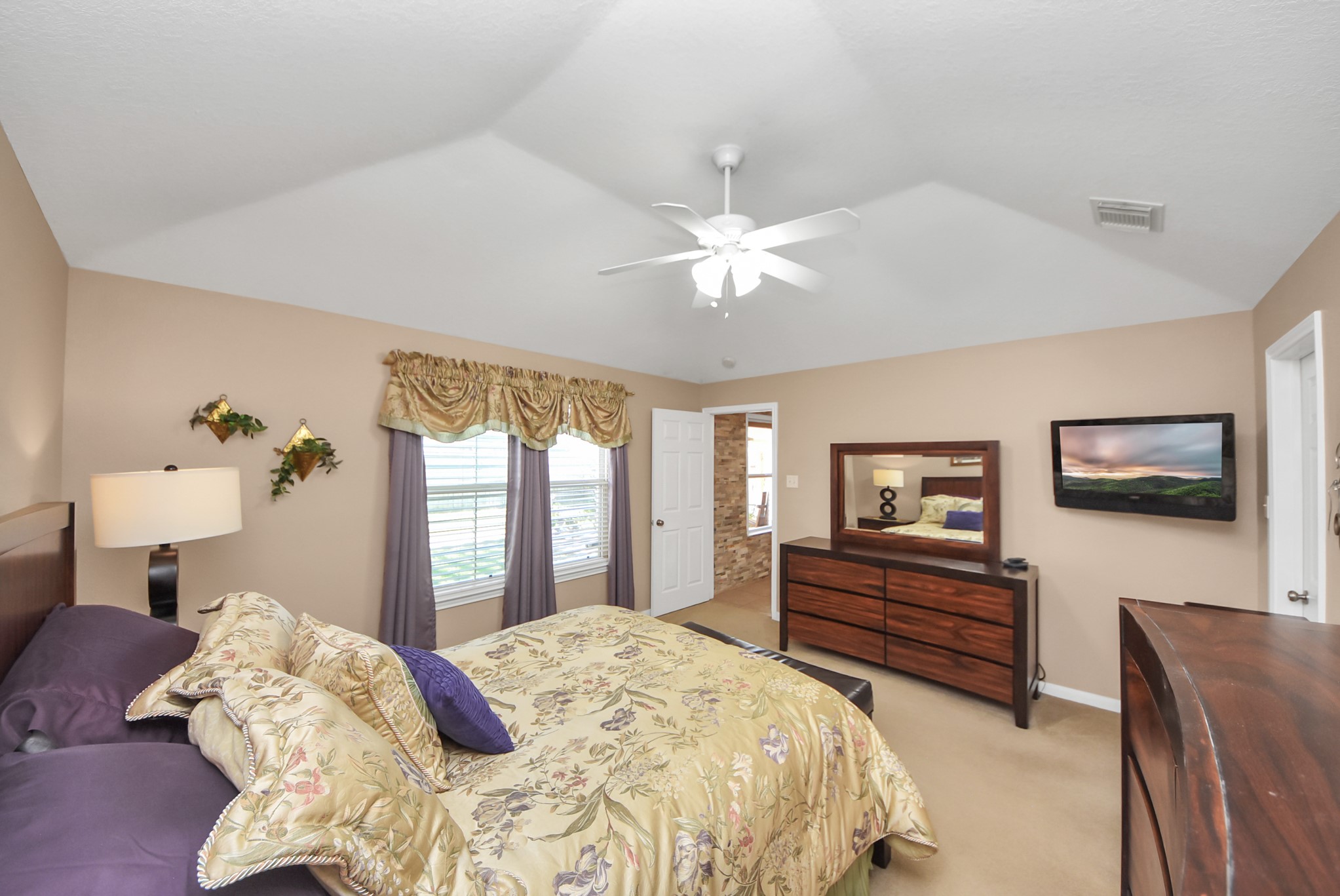 33 Clara Barton Lane Property Photo 28