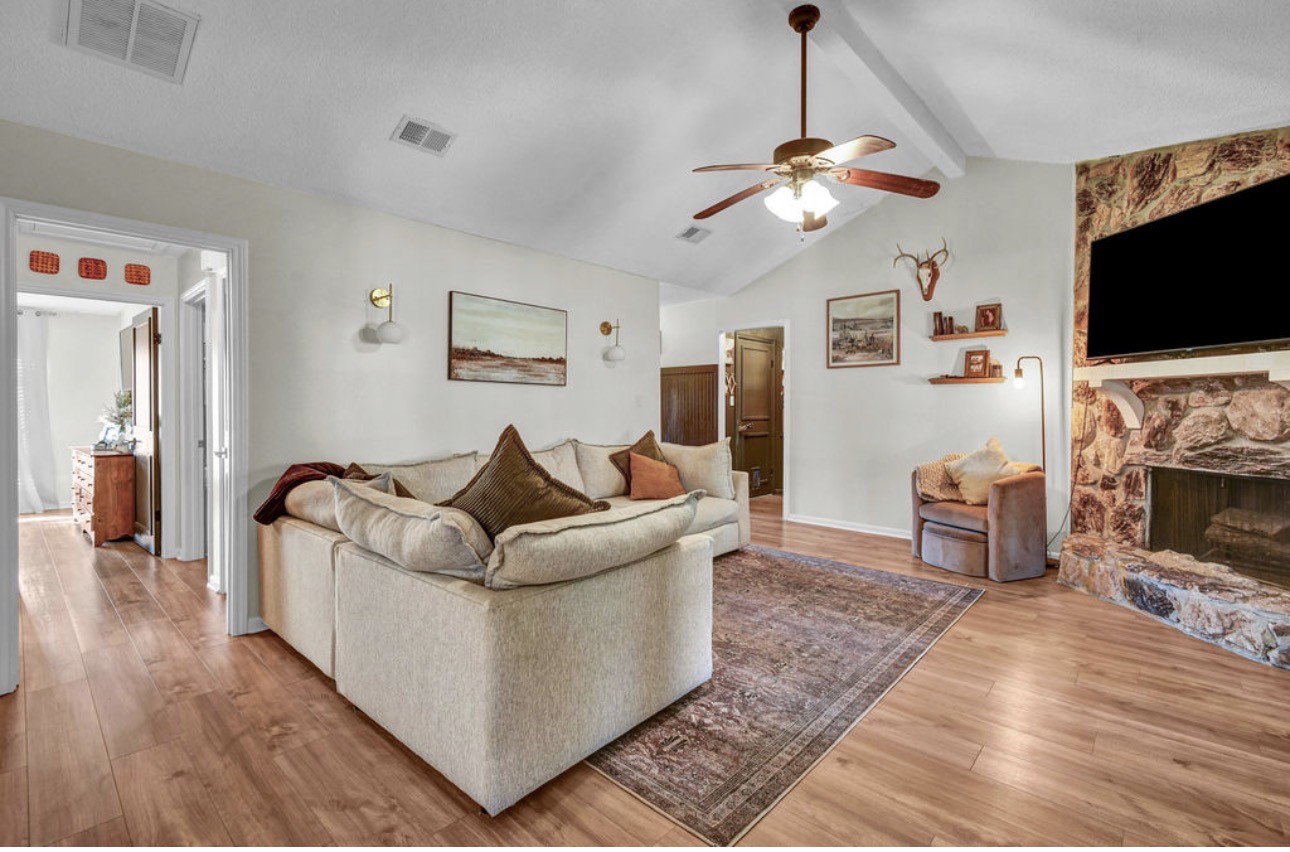 53 Blue Bell Court Property Photo 13