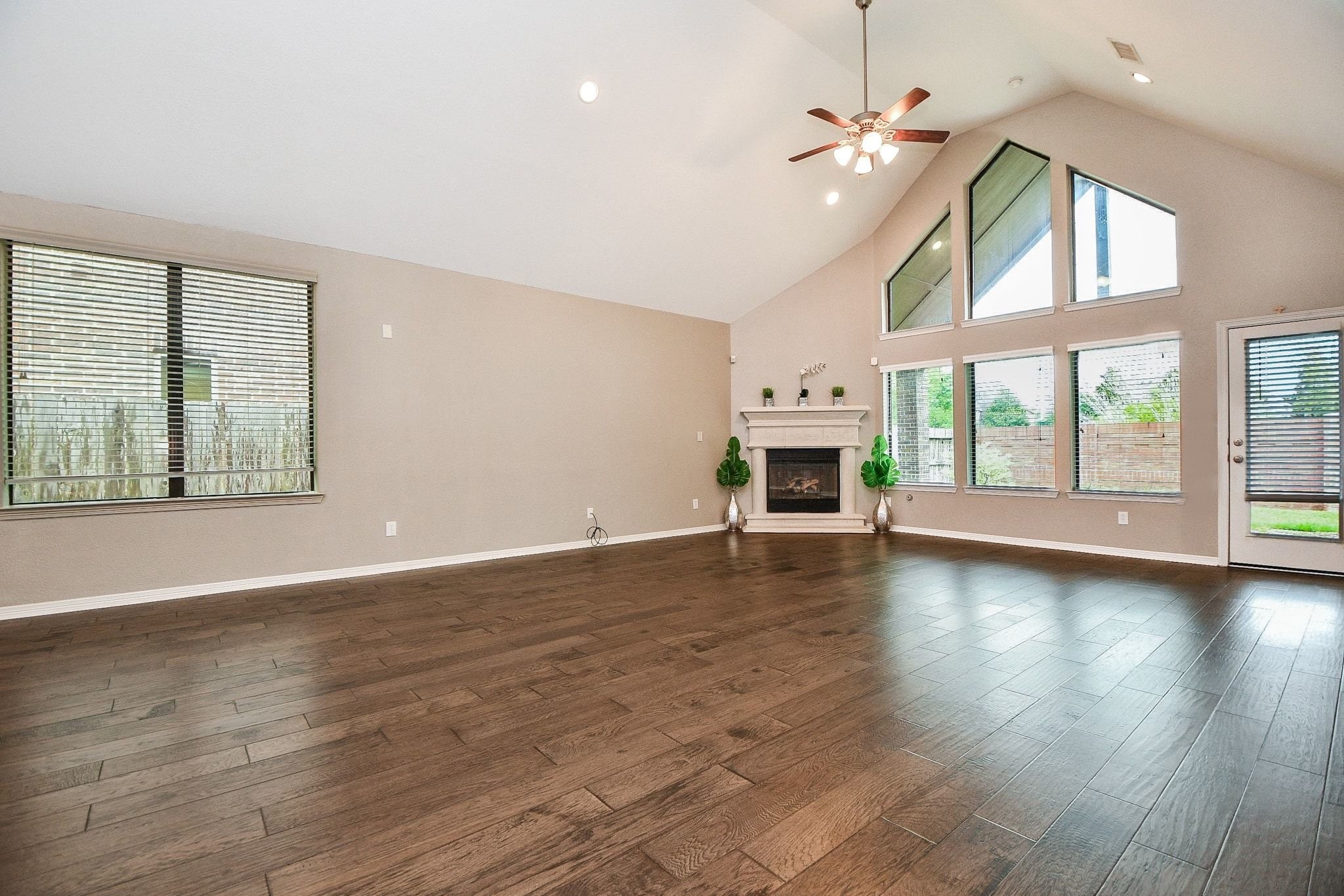 6723 Sotoria Lane Property Photo 16