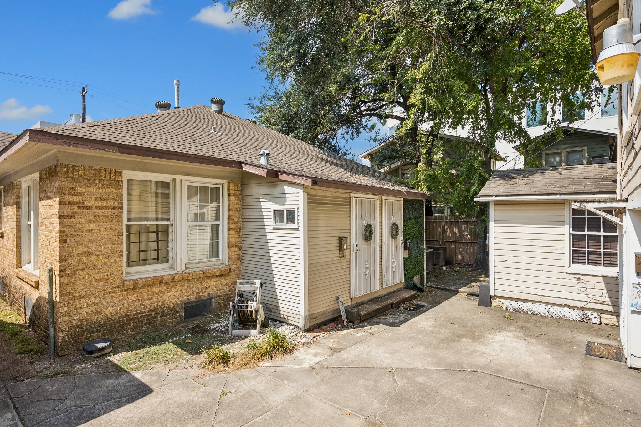 4311 Jack Street Property Photo 6