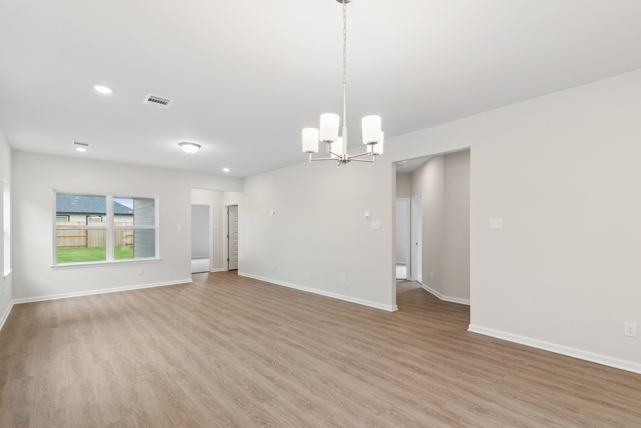 8927 Silver Bluff Lane Property Photo 12