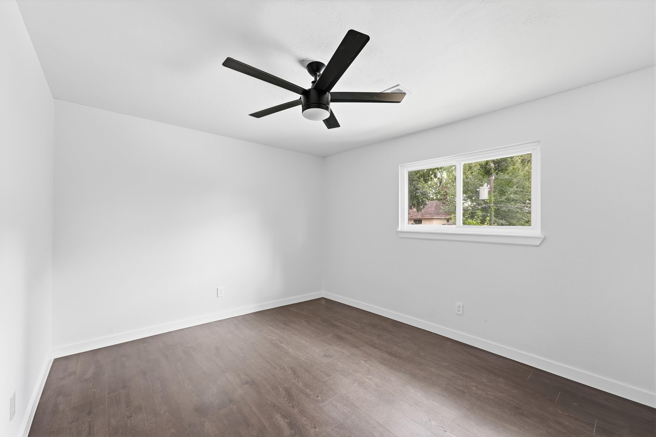 12703 Rocky Hill Drive Property Photo 26