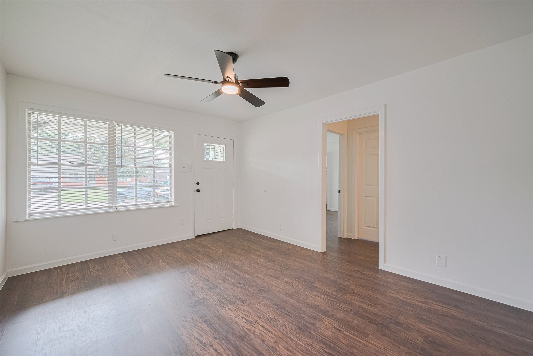 2112 Walnut Lane Property Photo 9